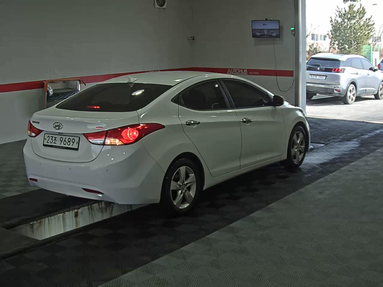 현대자동차 아반떼 2013 - 이미지 4