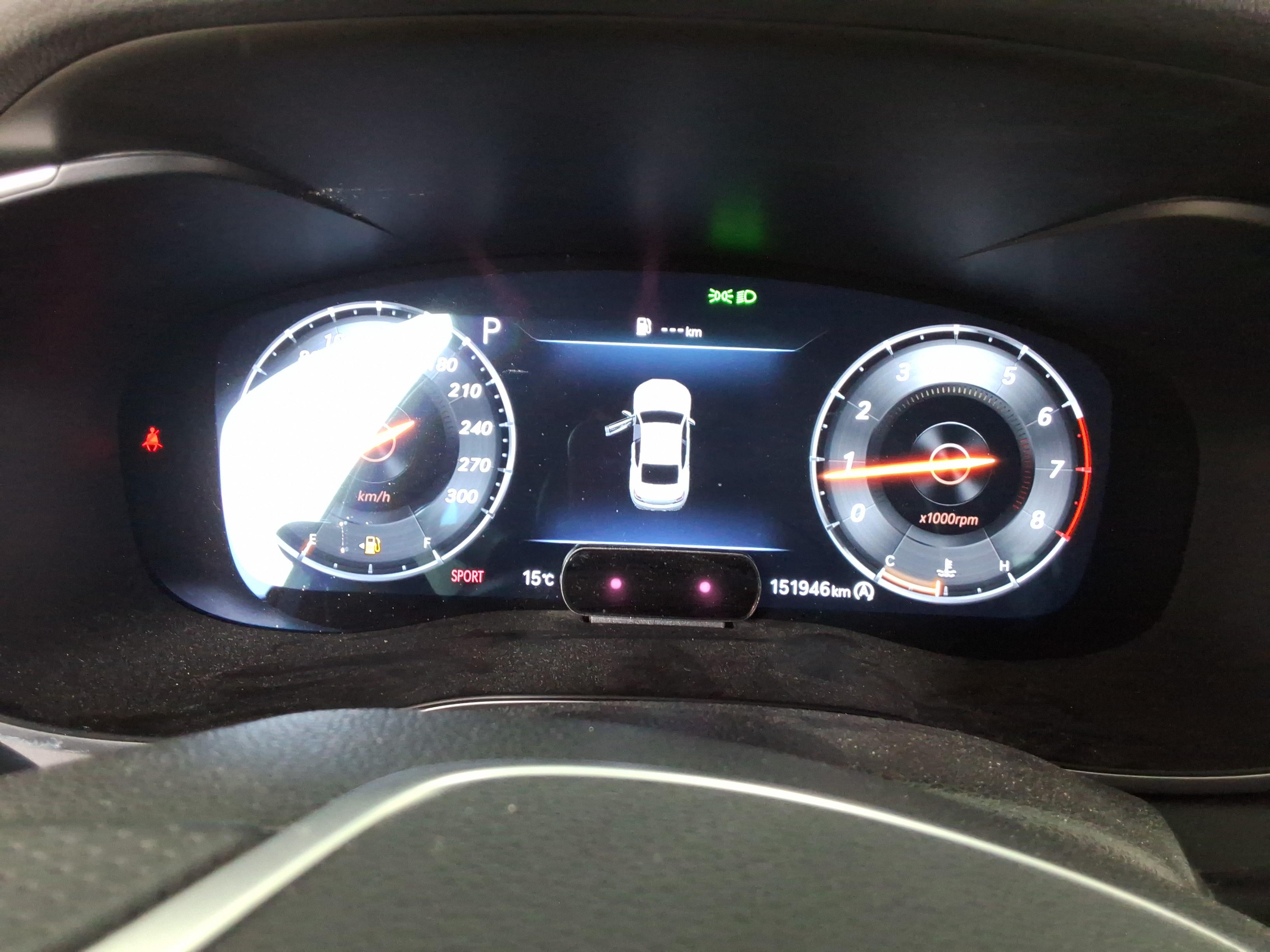 Hyundai Genesis 2021 - Image 8