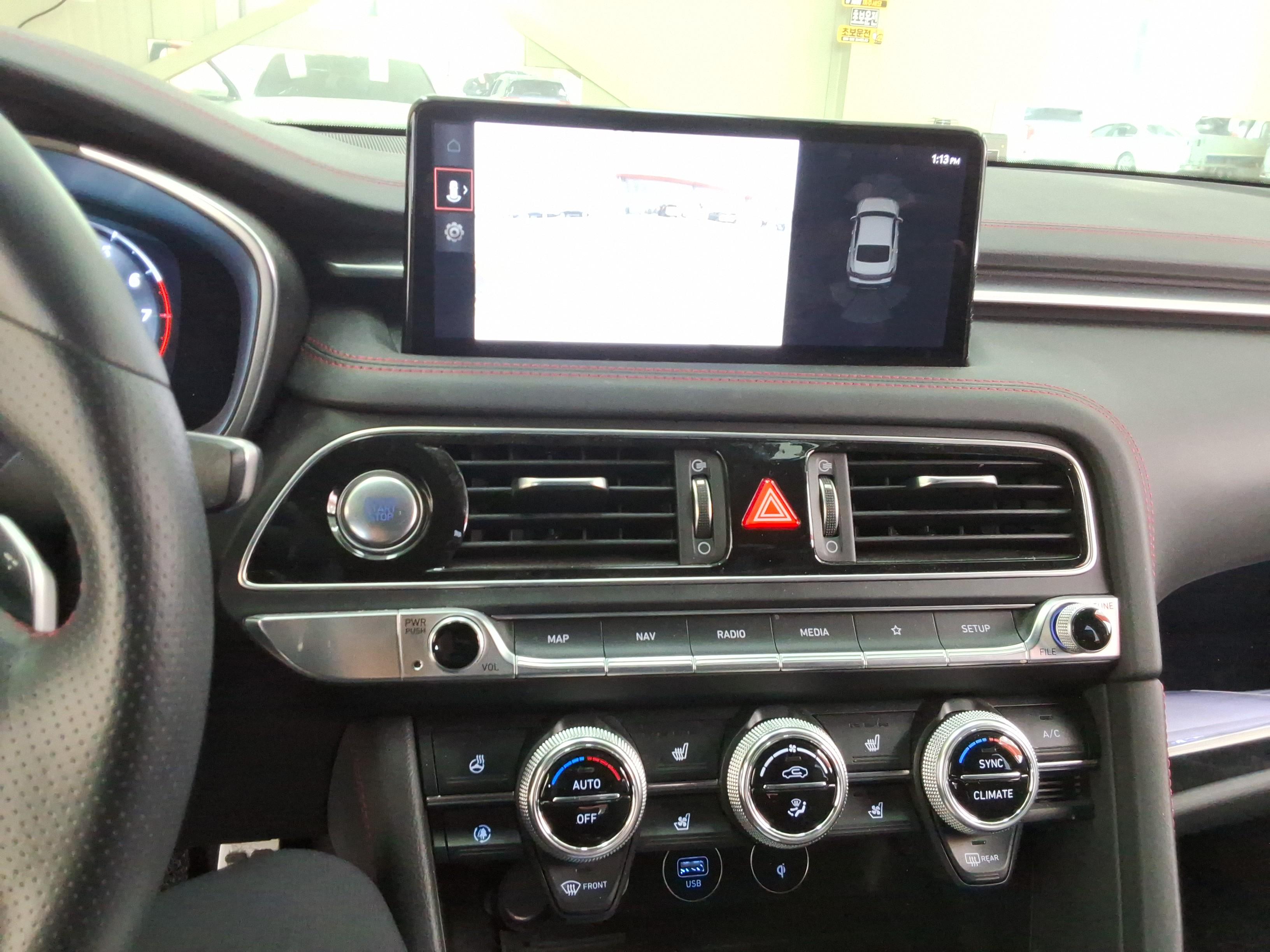 Hyundai Genesis 2021 - Image 16