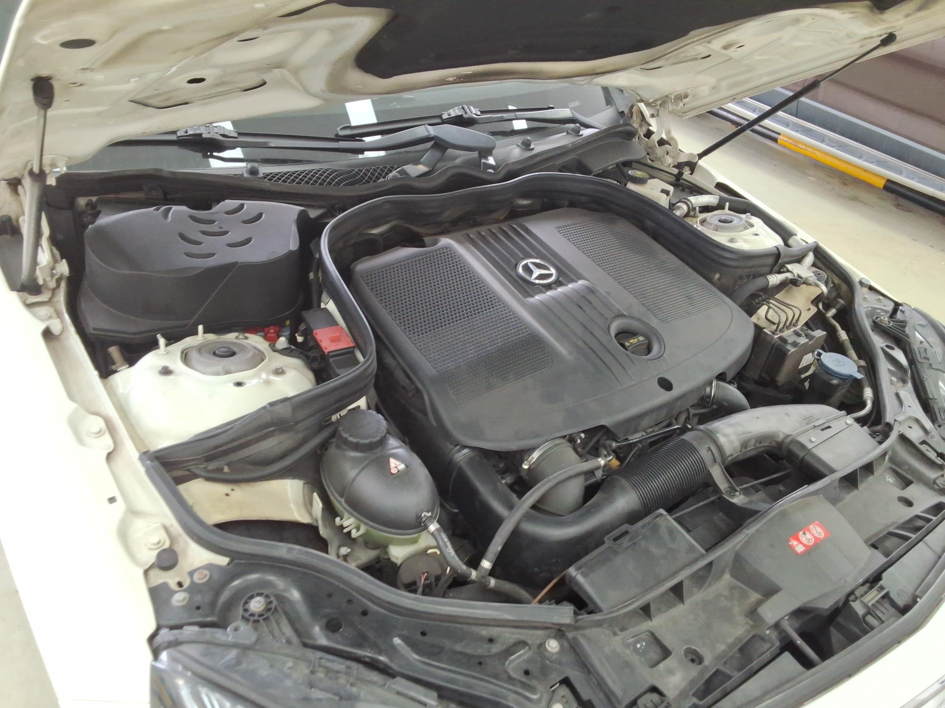 Mercedes-Benz E-Class 2014 - Image 19