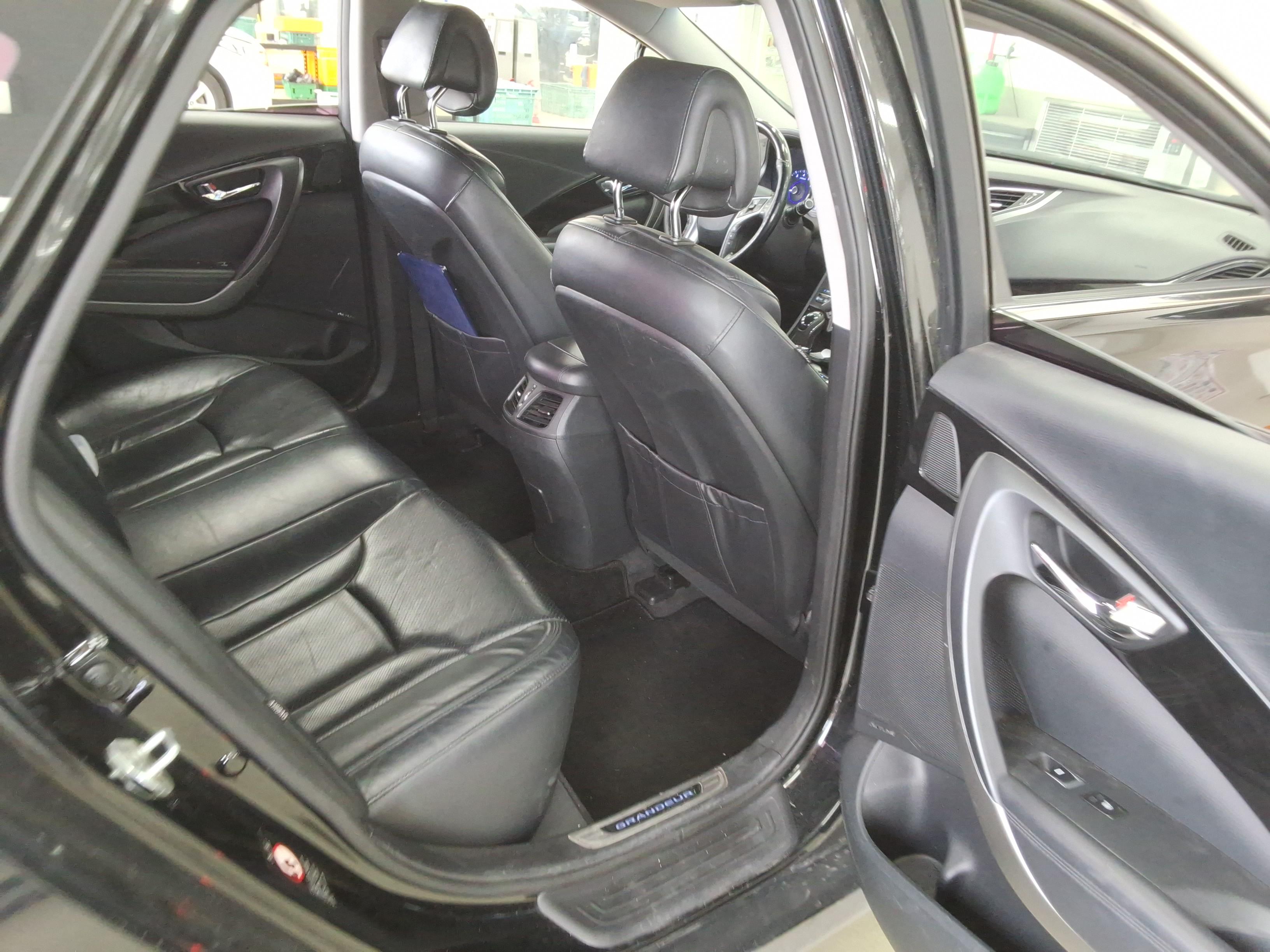 هيونداي جرانجر 2015 - صورة 13