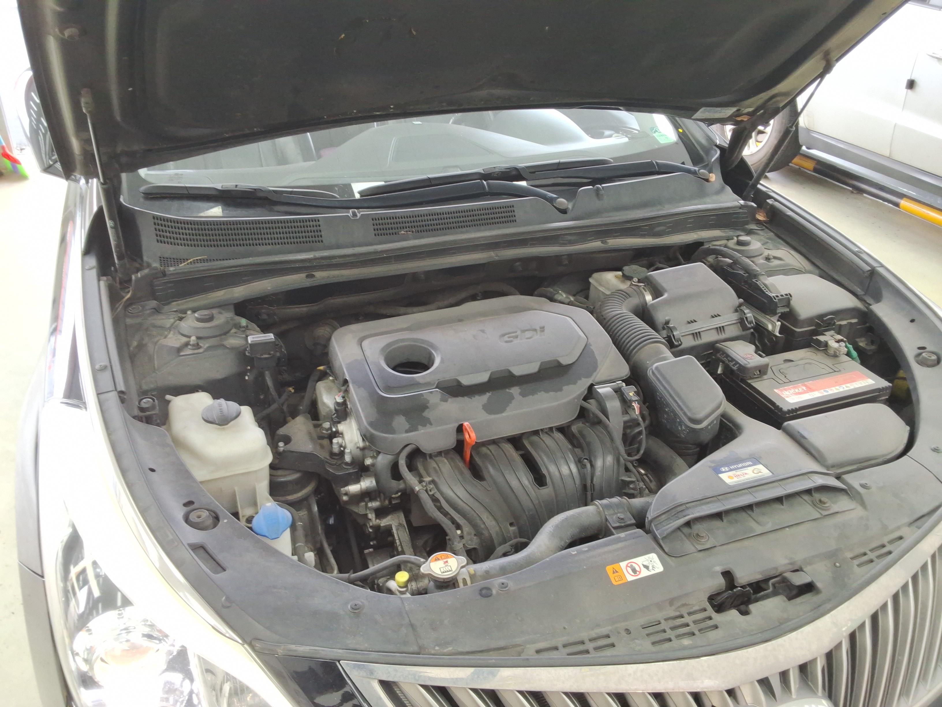 هيونداي جرانجر 2015 - صورة 16