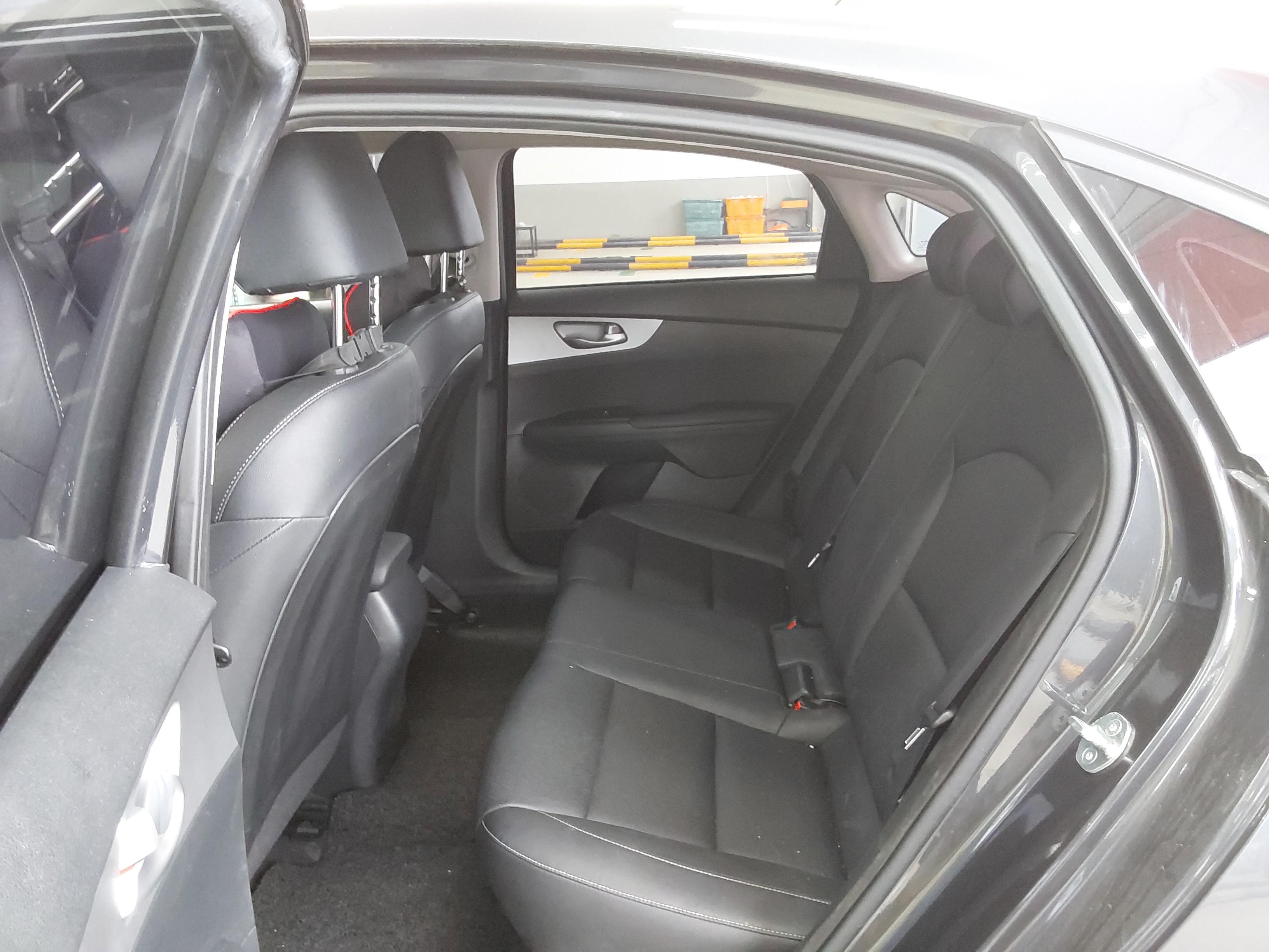 Kia K3 2023 - Image 11