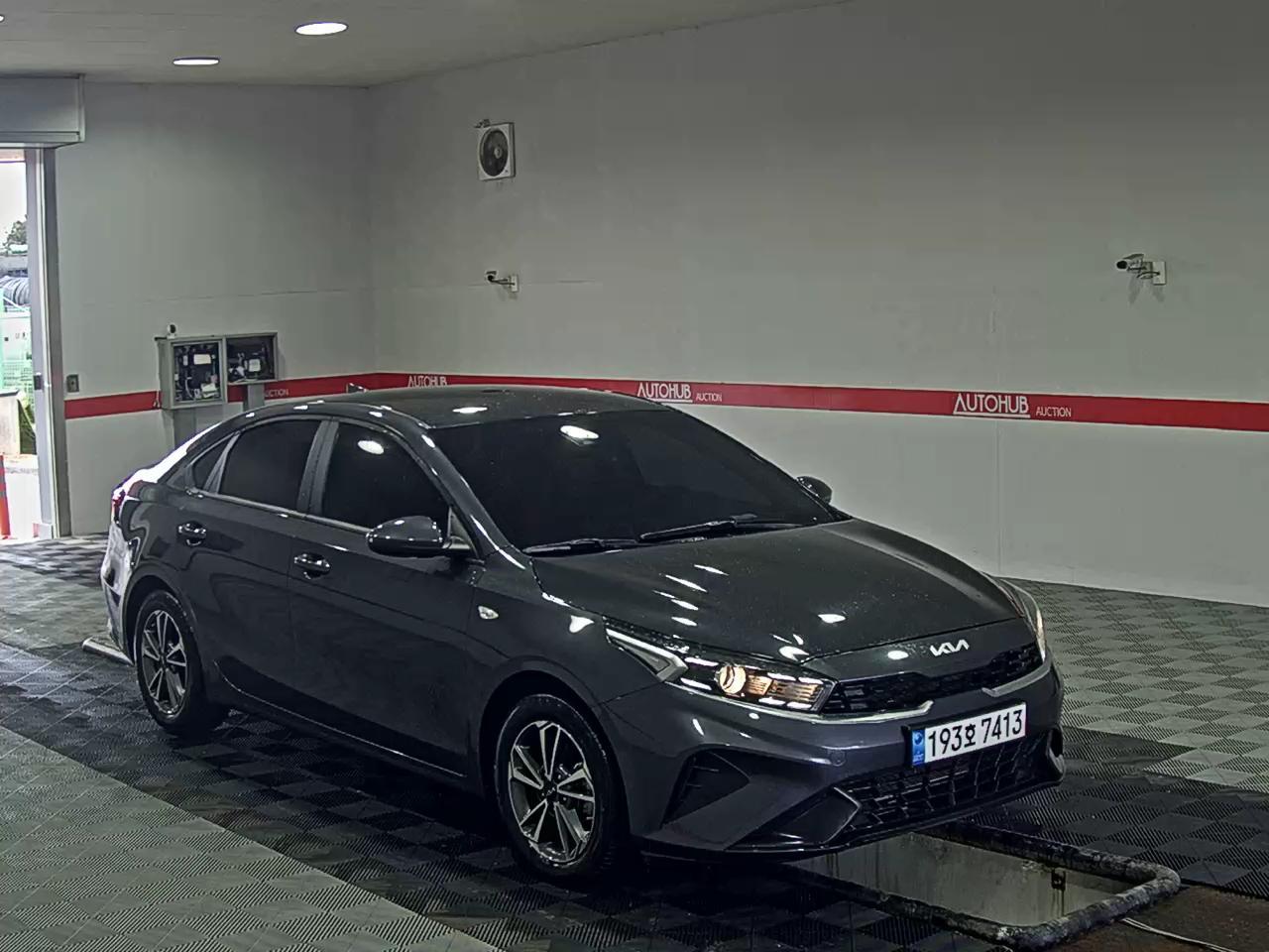 Kia K3 2023 - Image 2