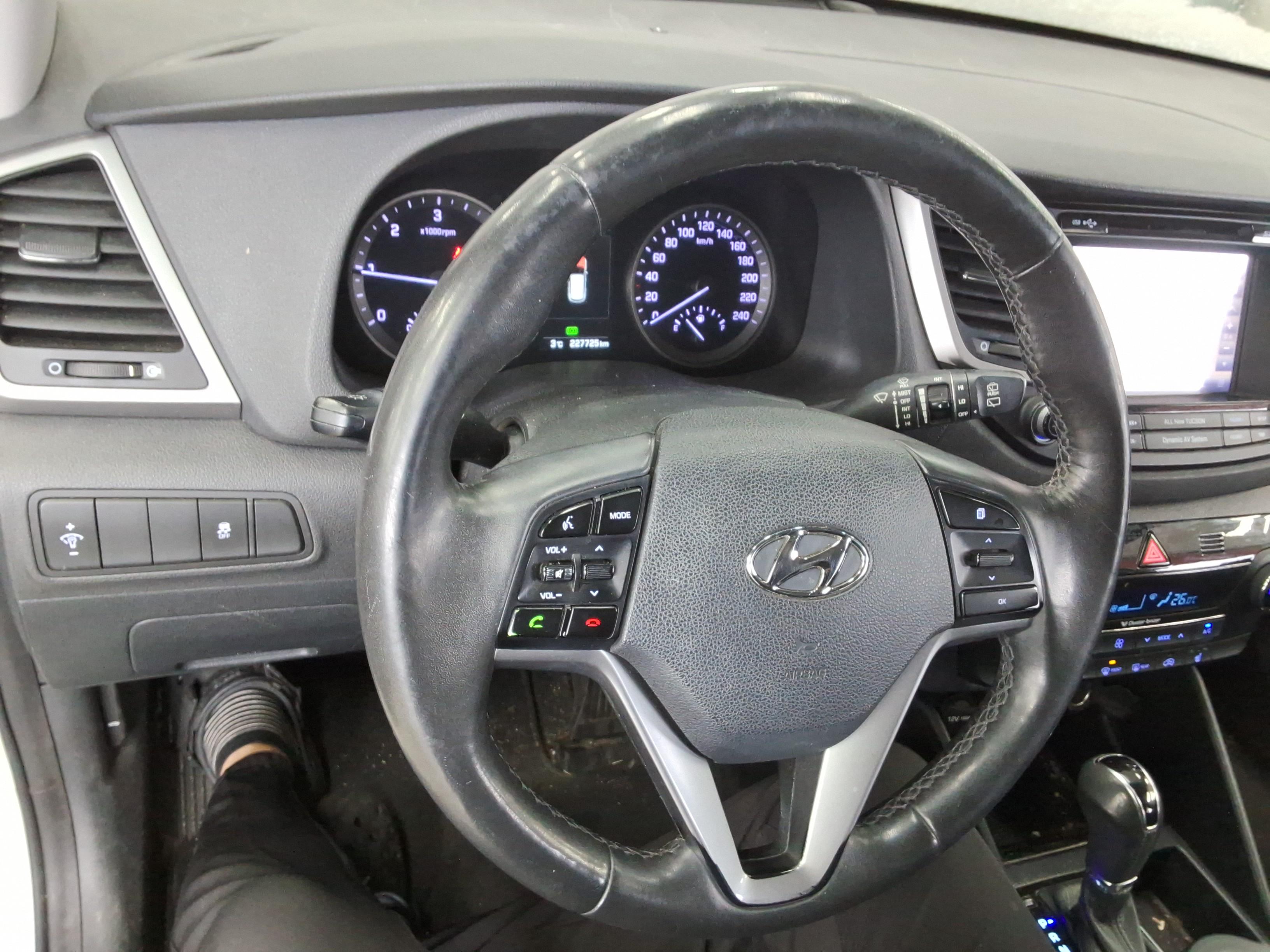 هيونداي توسان 2016 - صورة 17