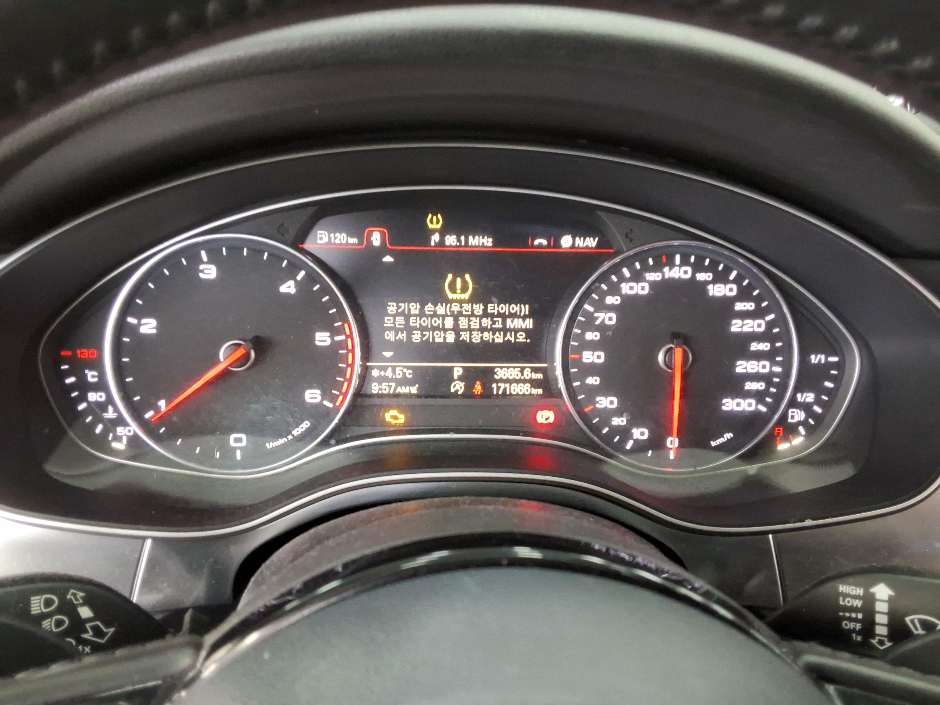 أودي A6 2013 - صورة 18