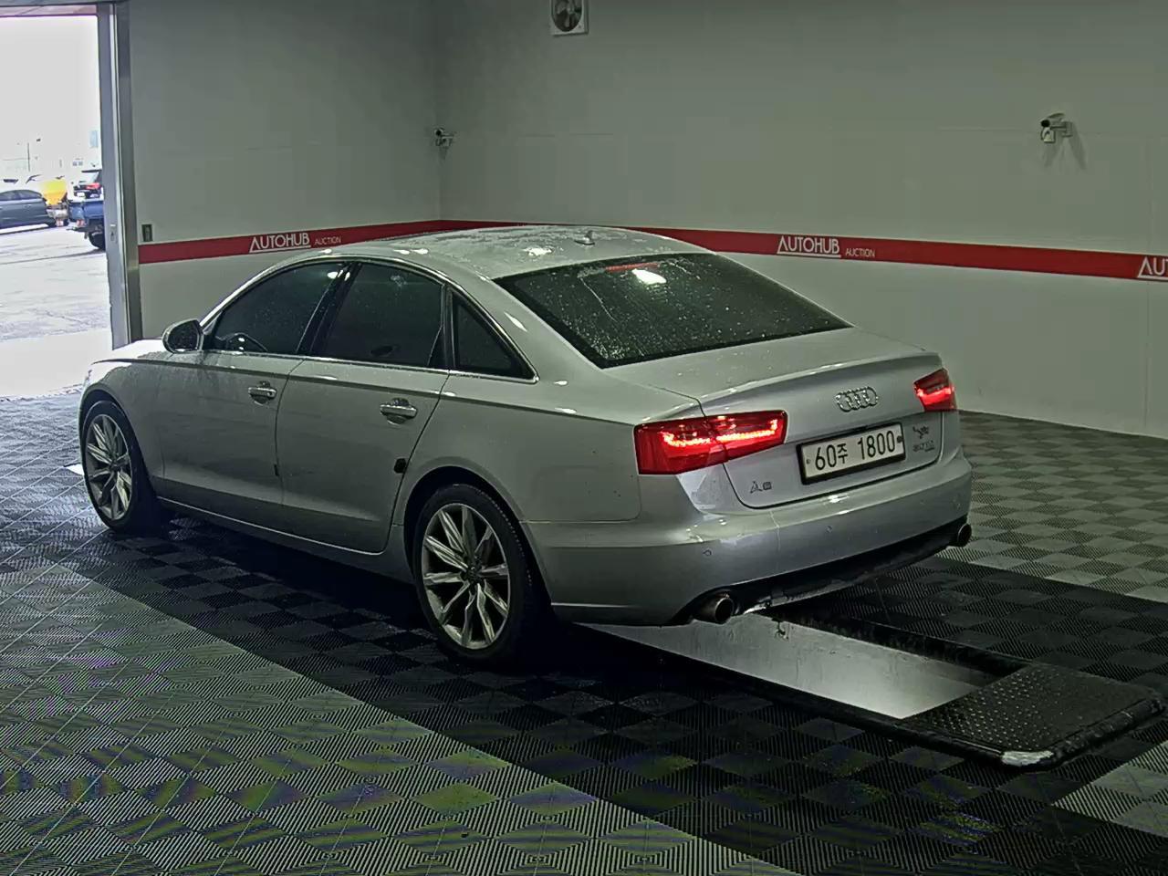 أودي A6 2013 - صورة 5