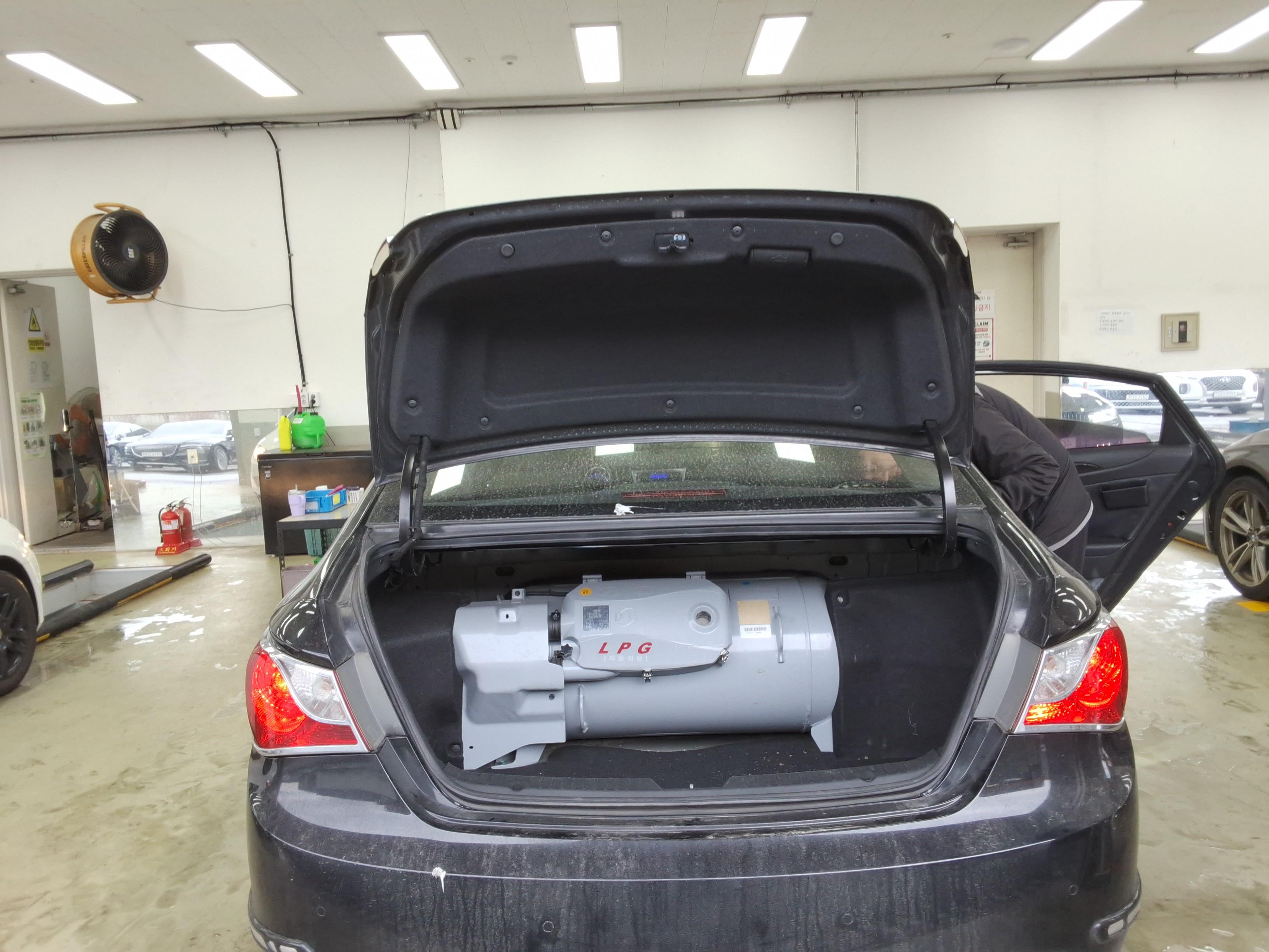 هيونداي سوناتا 2011 - صورة 15