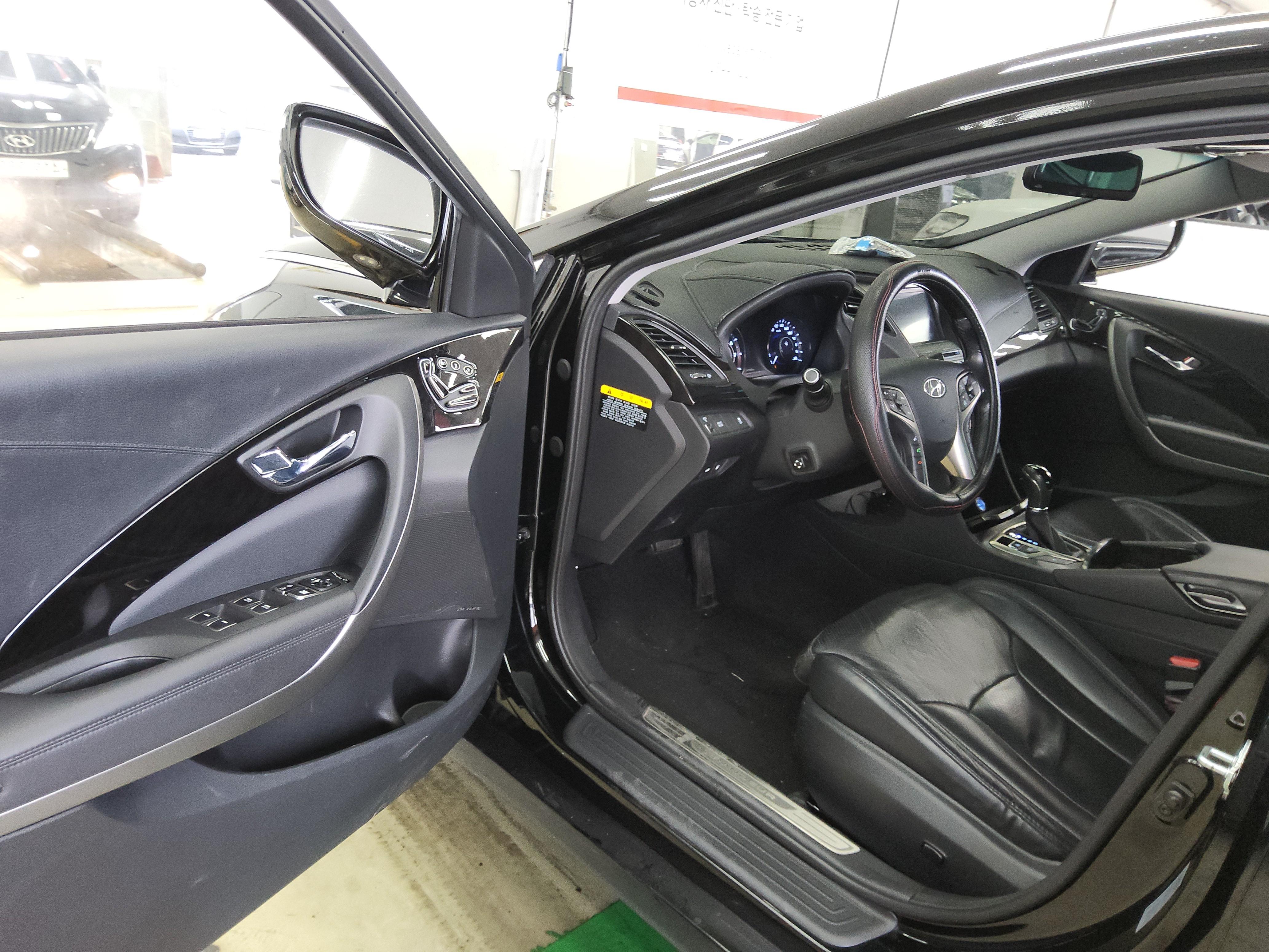 هيونداي جرانجر 2014 - صورة 9