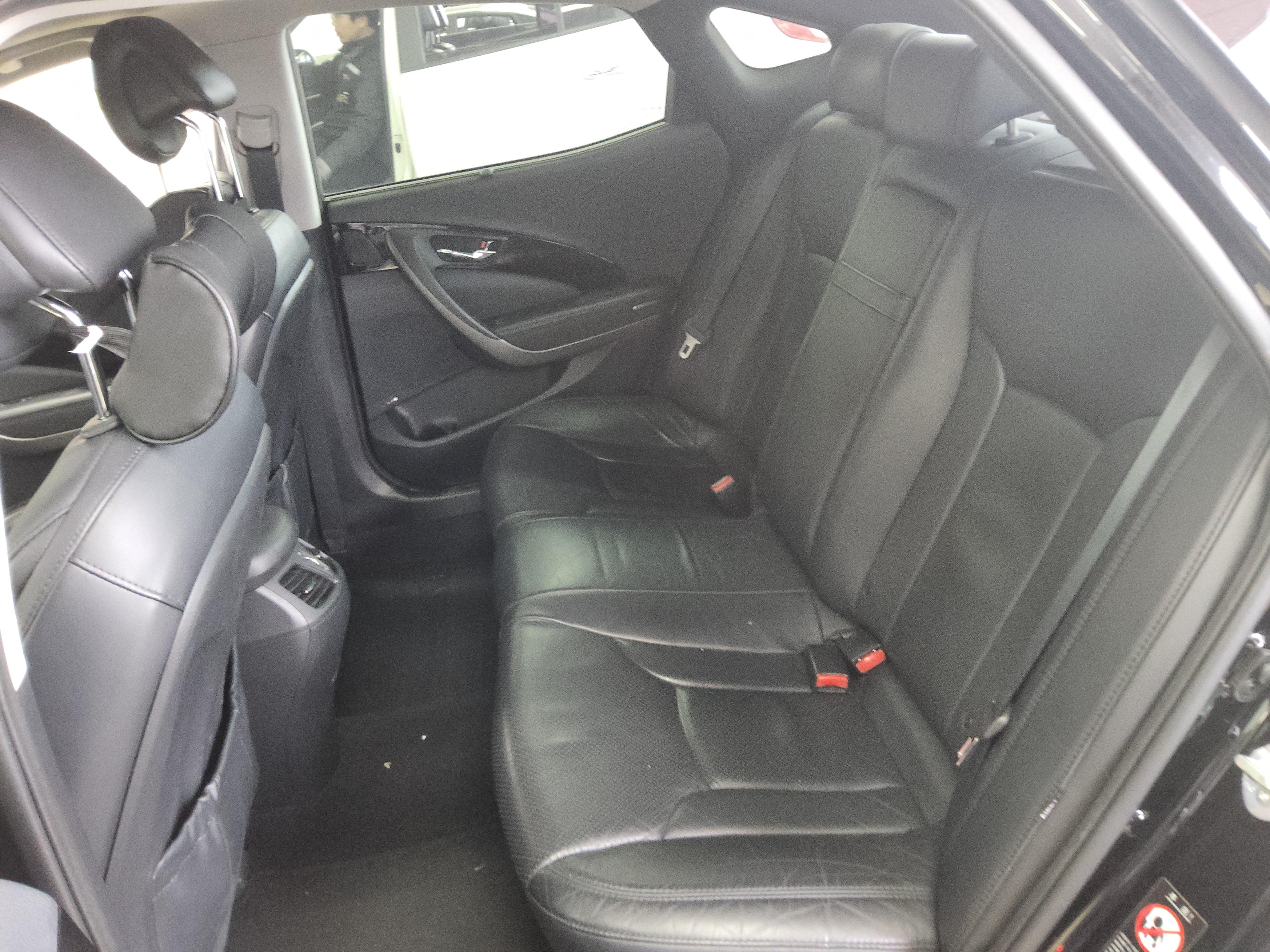 هيونداي جرانجر 2014 - صورة 11