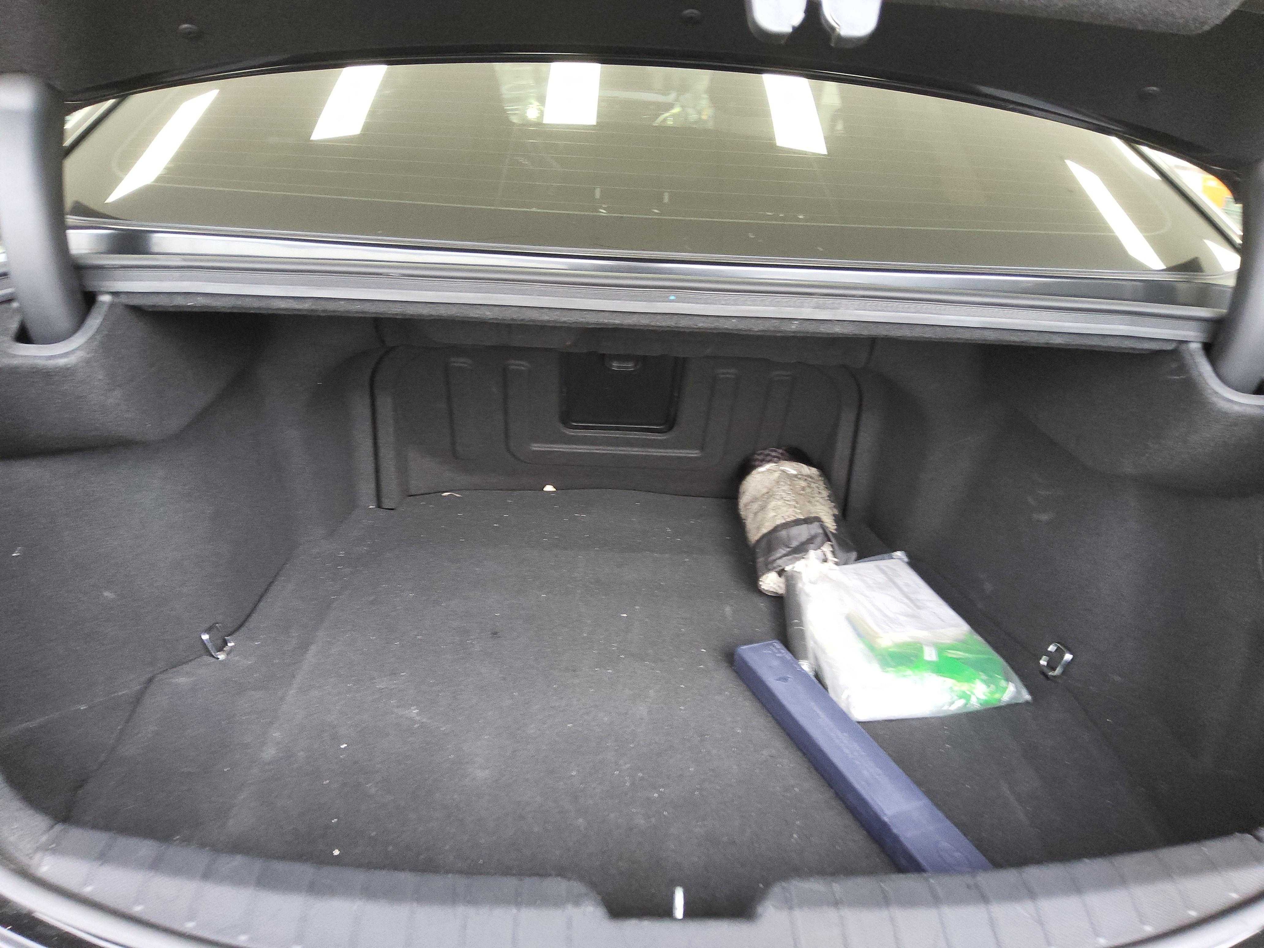 هيونداي جرانجر 2014 - صورة 12