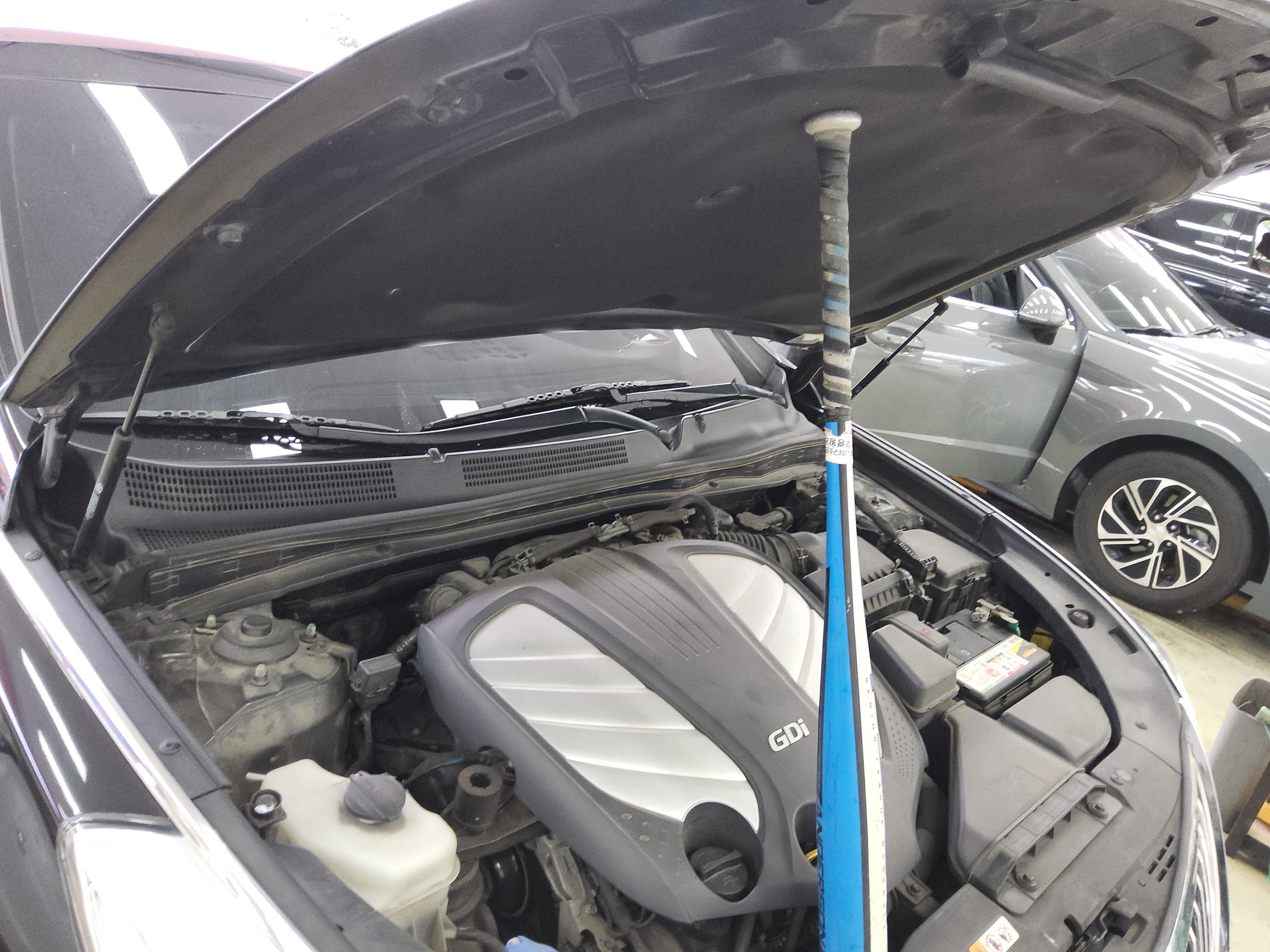 هيونداي جرانجر 2014 - صورة 19