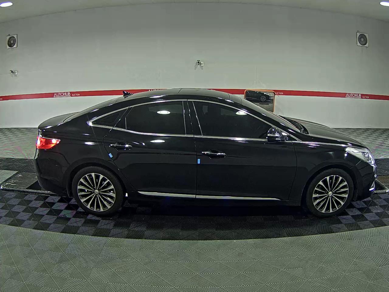 هيونداي جرانجر 2014 - صورة 3