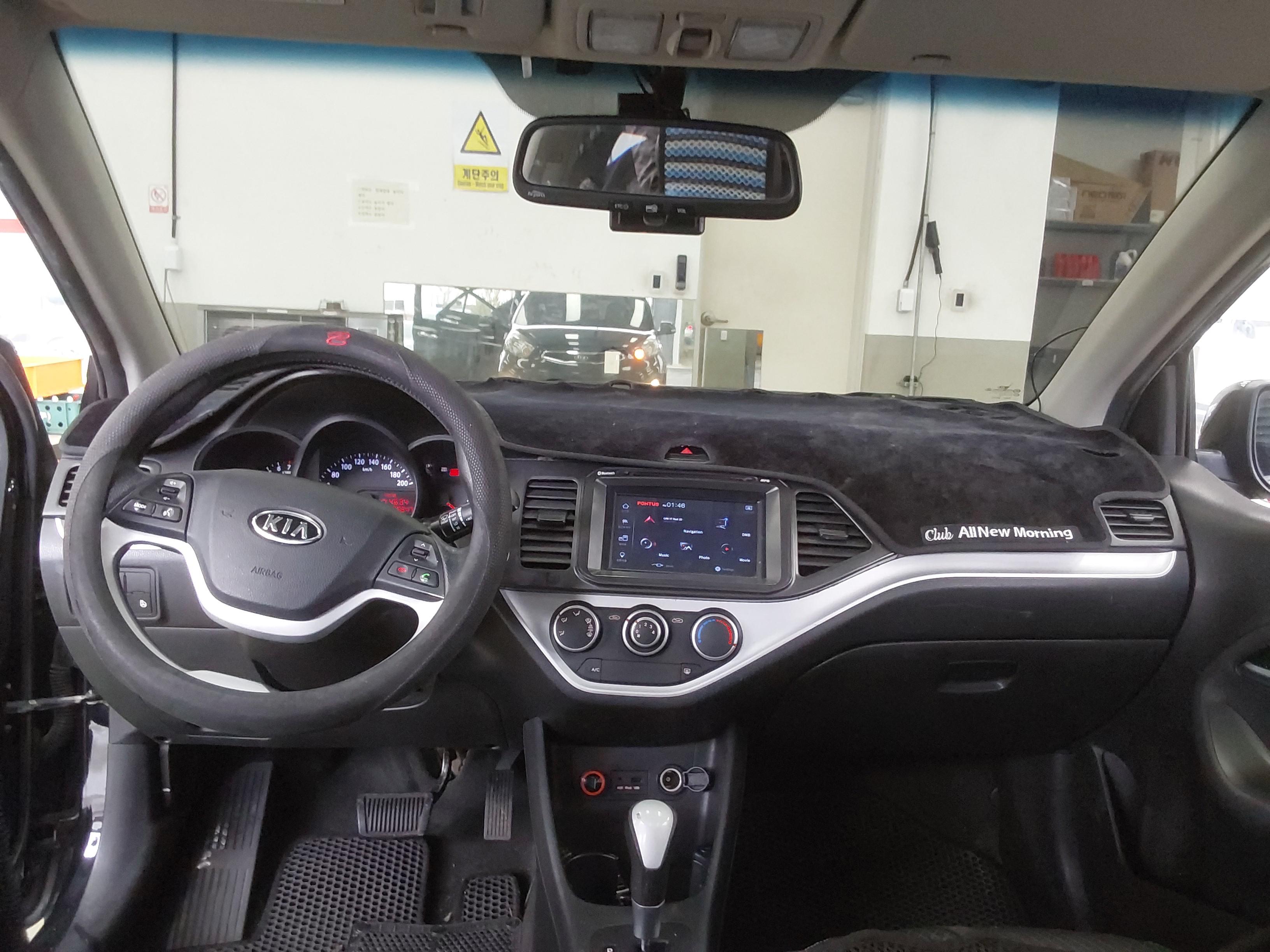 Kia Morning 2012 - Image 10