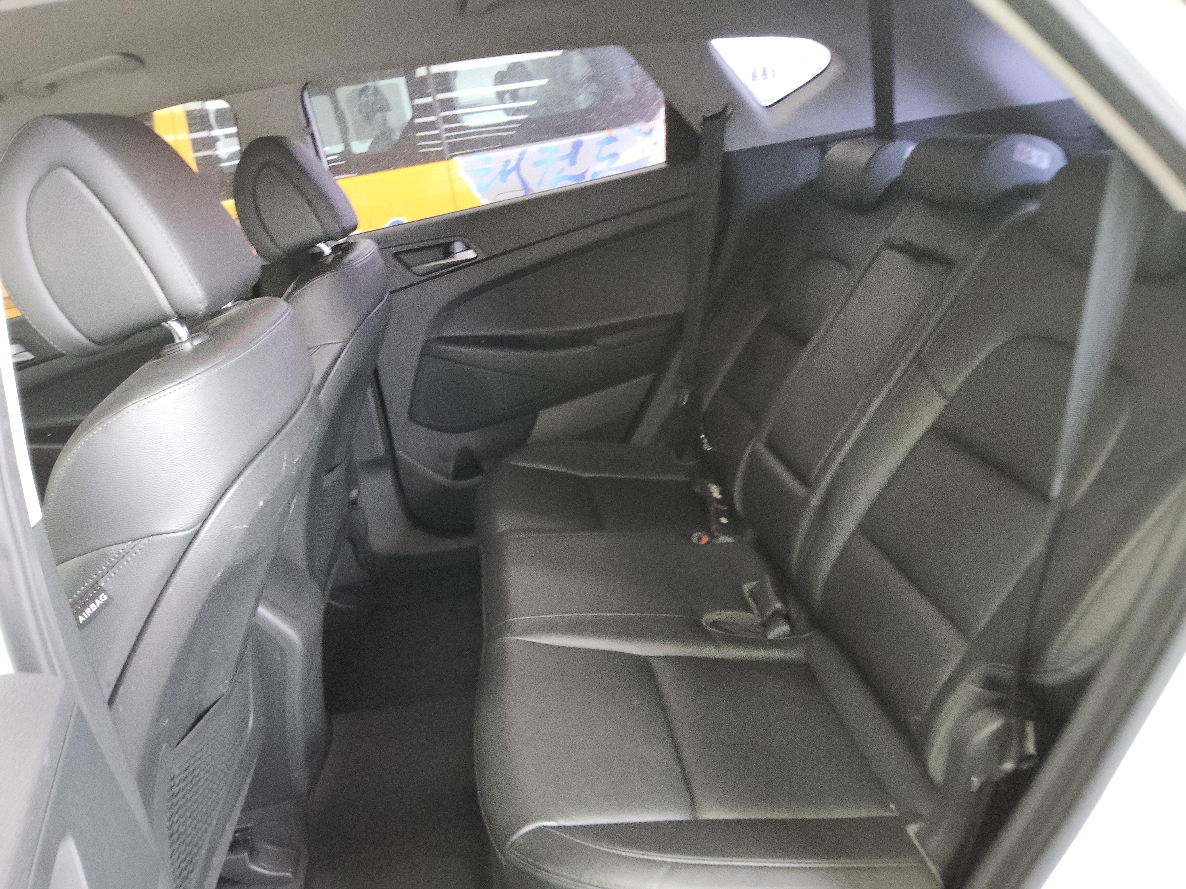 هيونداي توسان 2018 - صورة 11