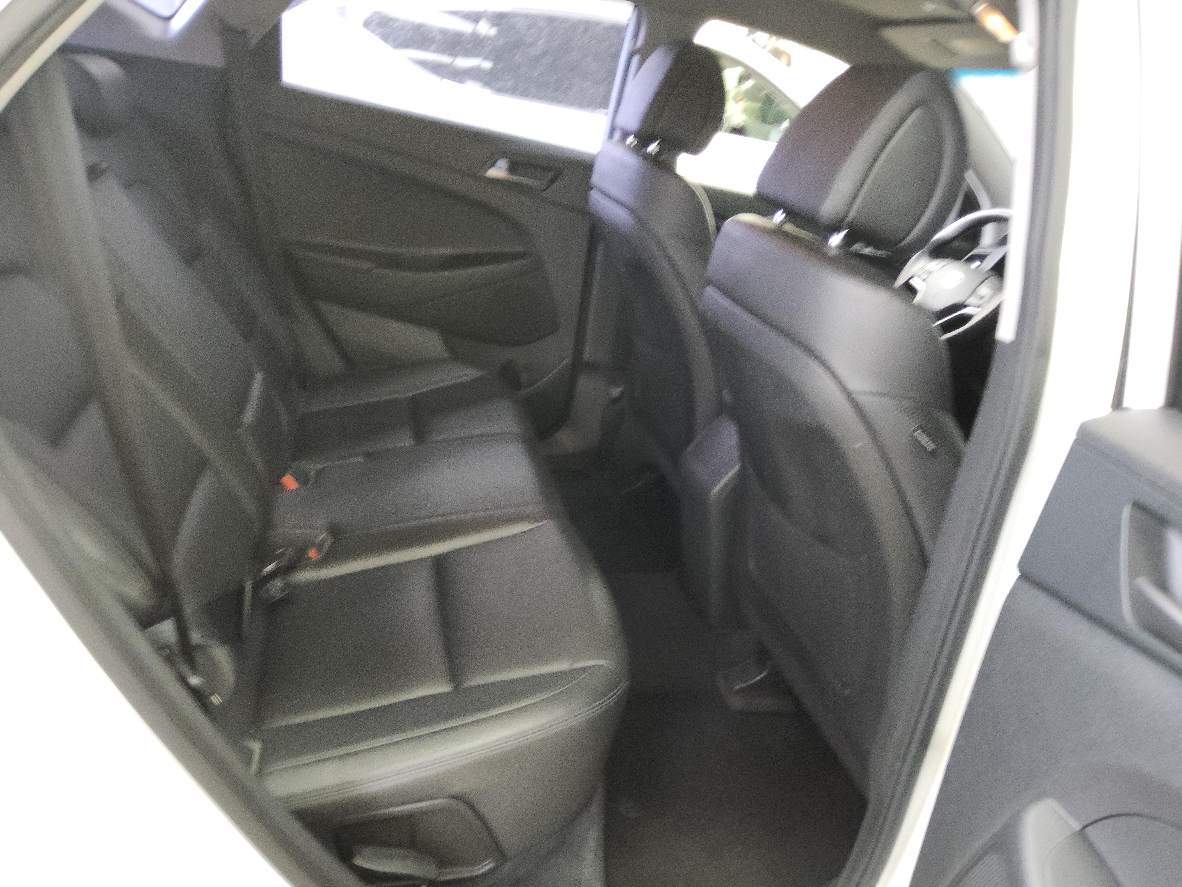 هيونداي توسان 2018 - صورة 13