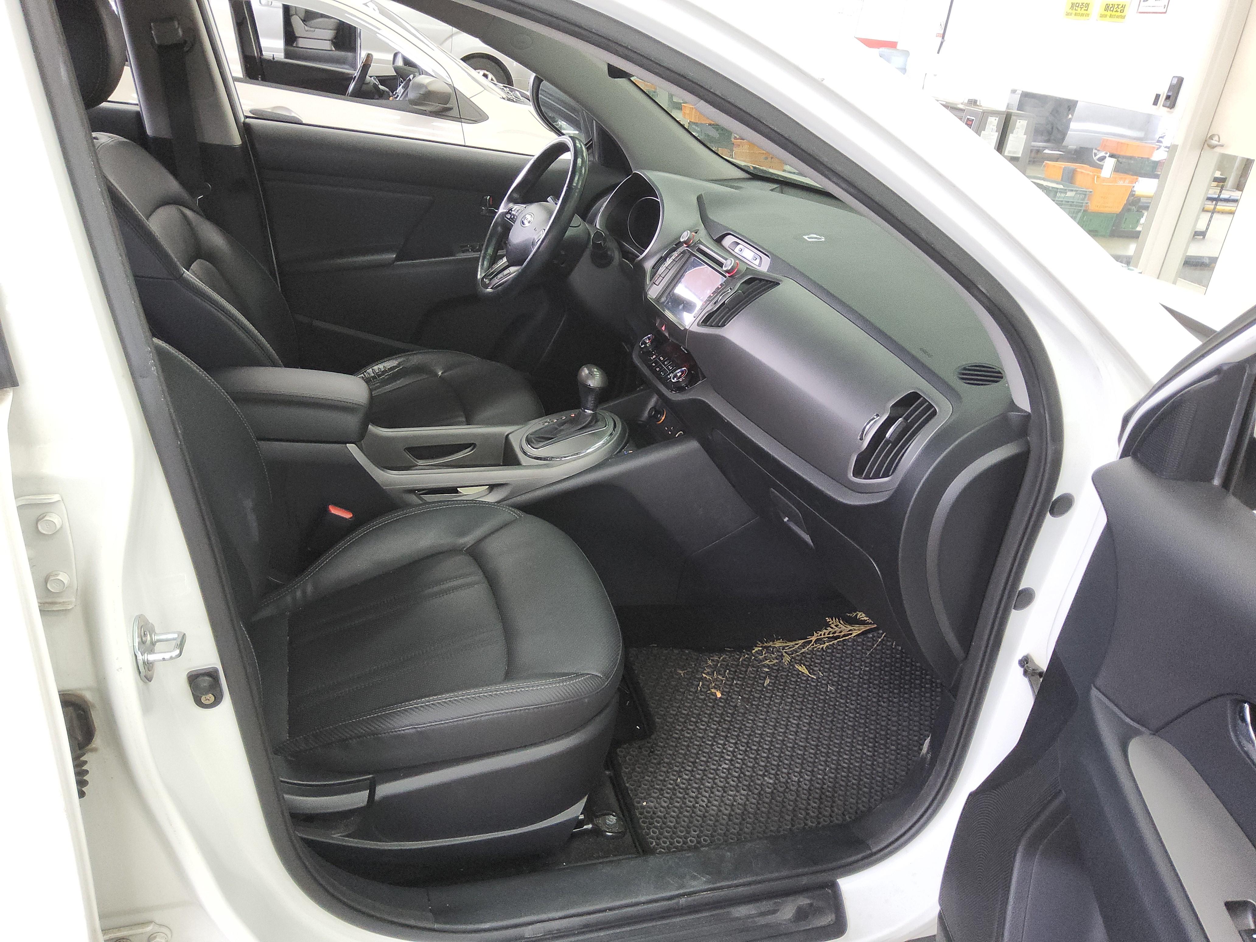 Kia Sportage 2014 - Image 13