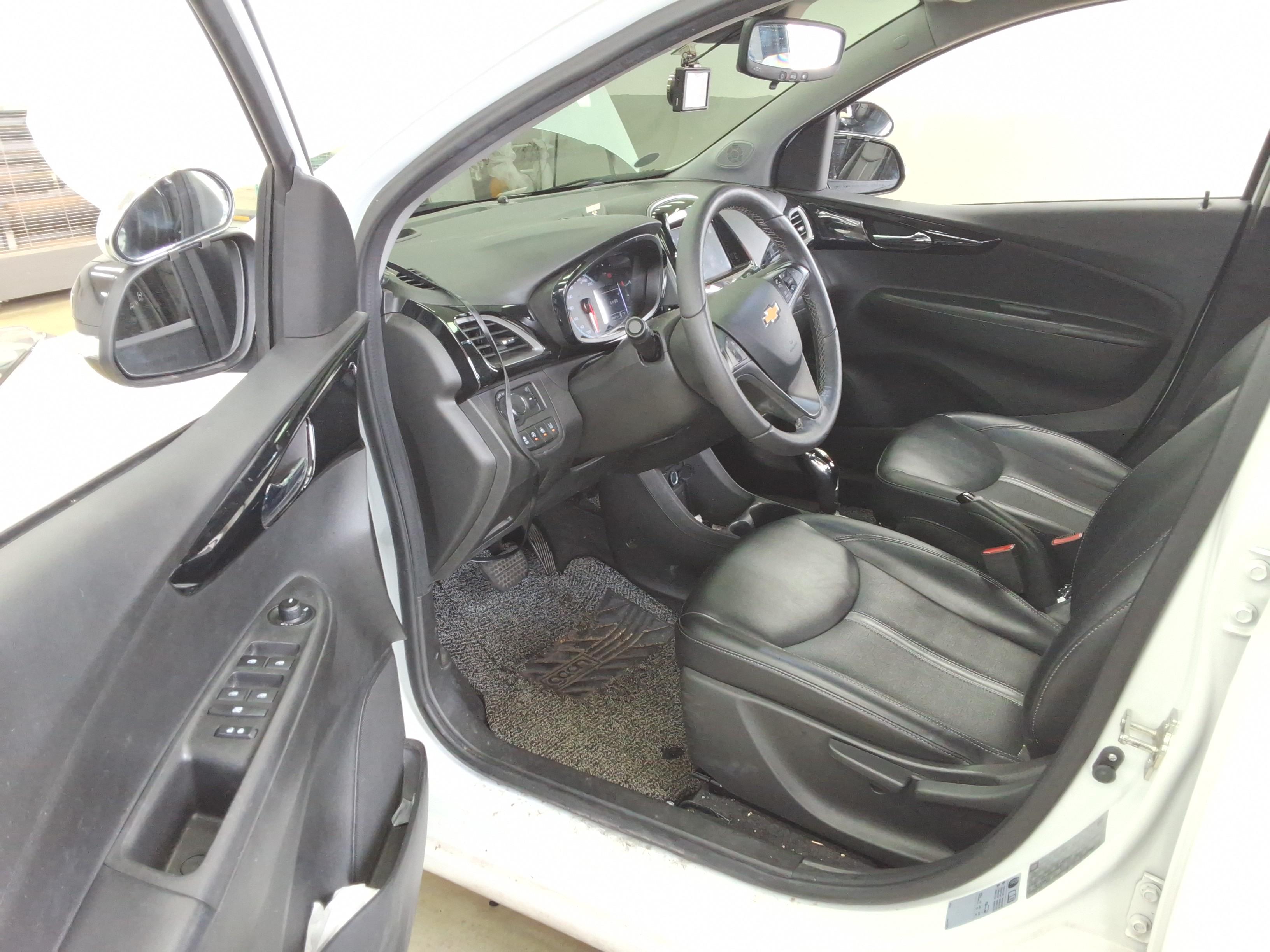 جنرال موتورز كوريا سبارك 2019 - صورة 9