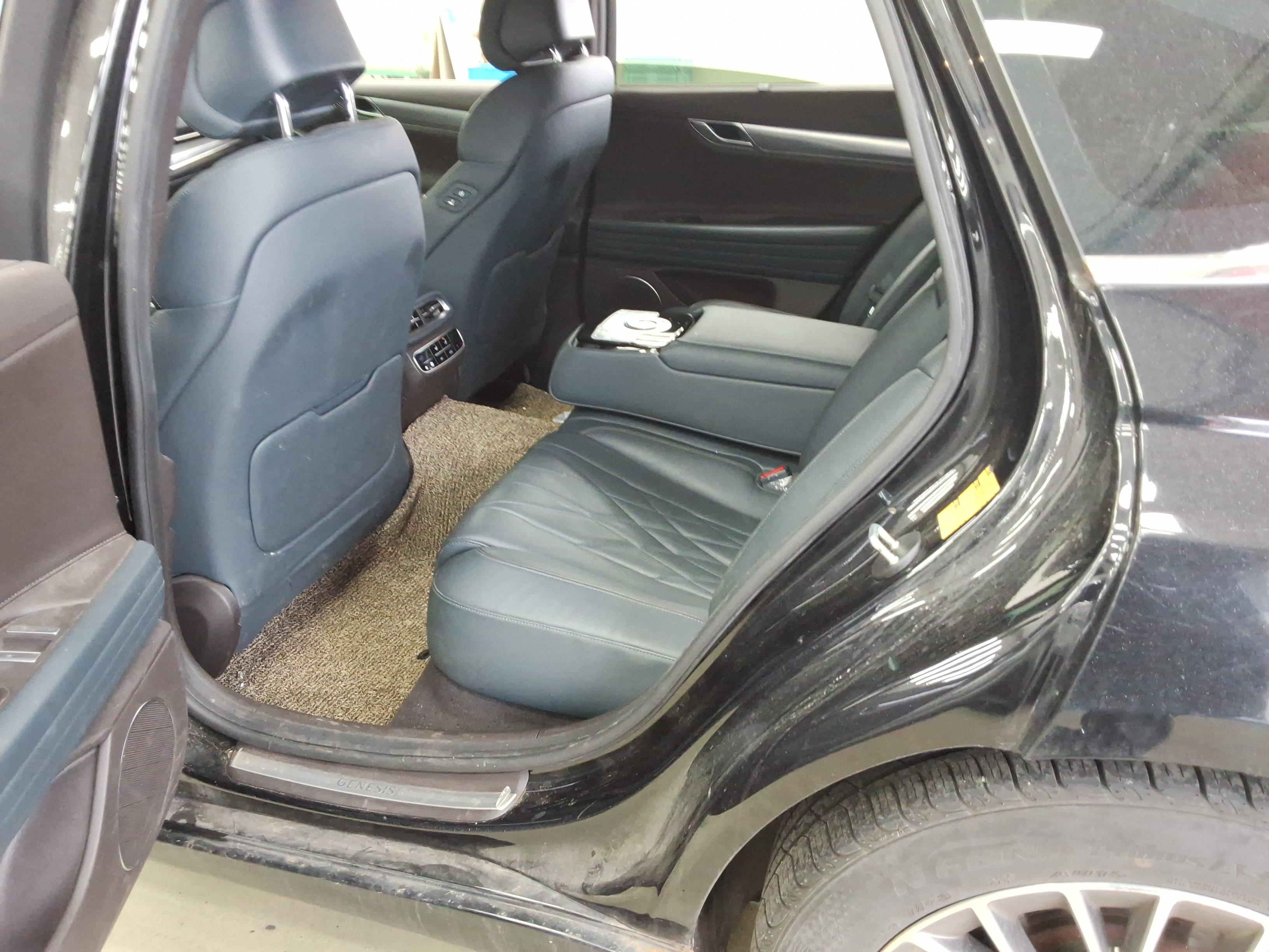 جينيسيس G80 2021 - صورة 12