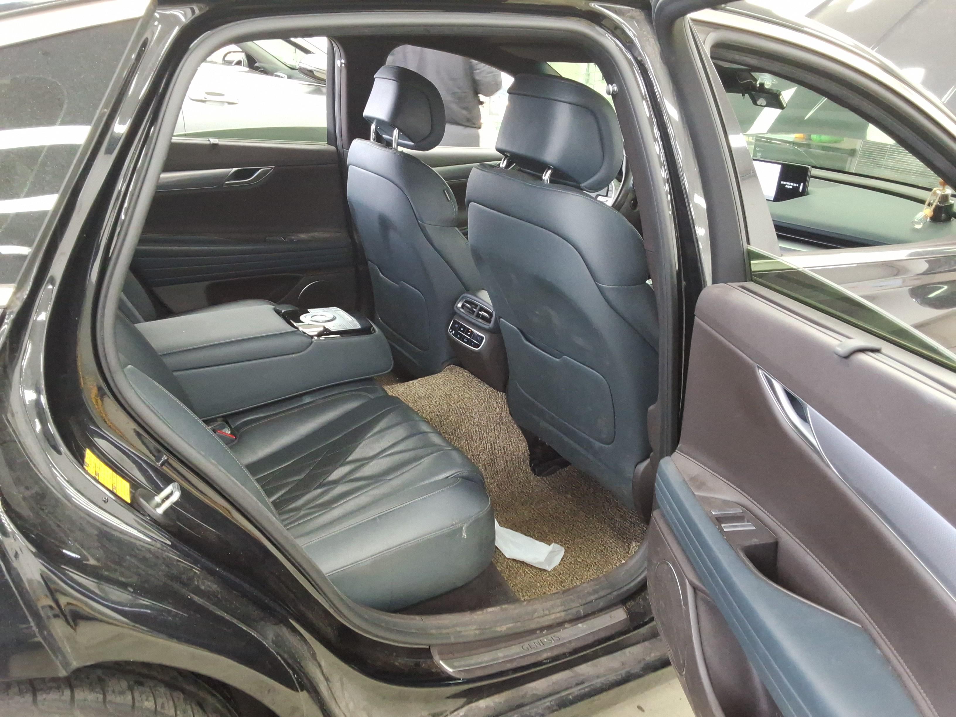 جينيسيس G80 2021 - صورة 13