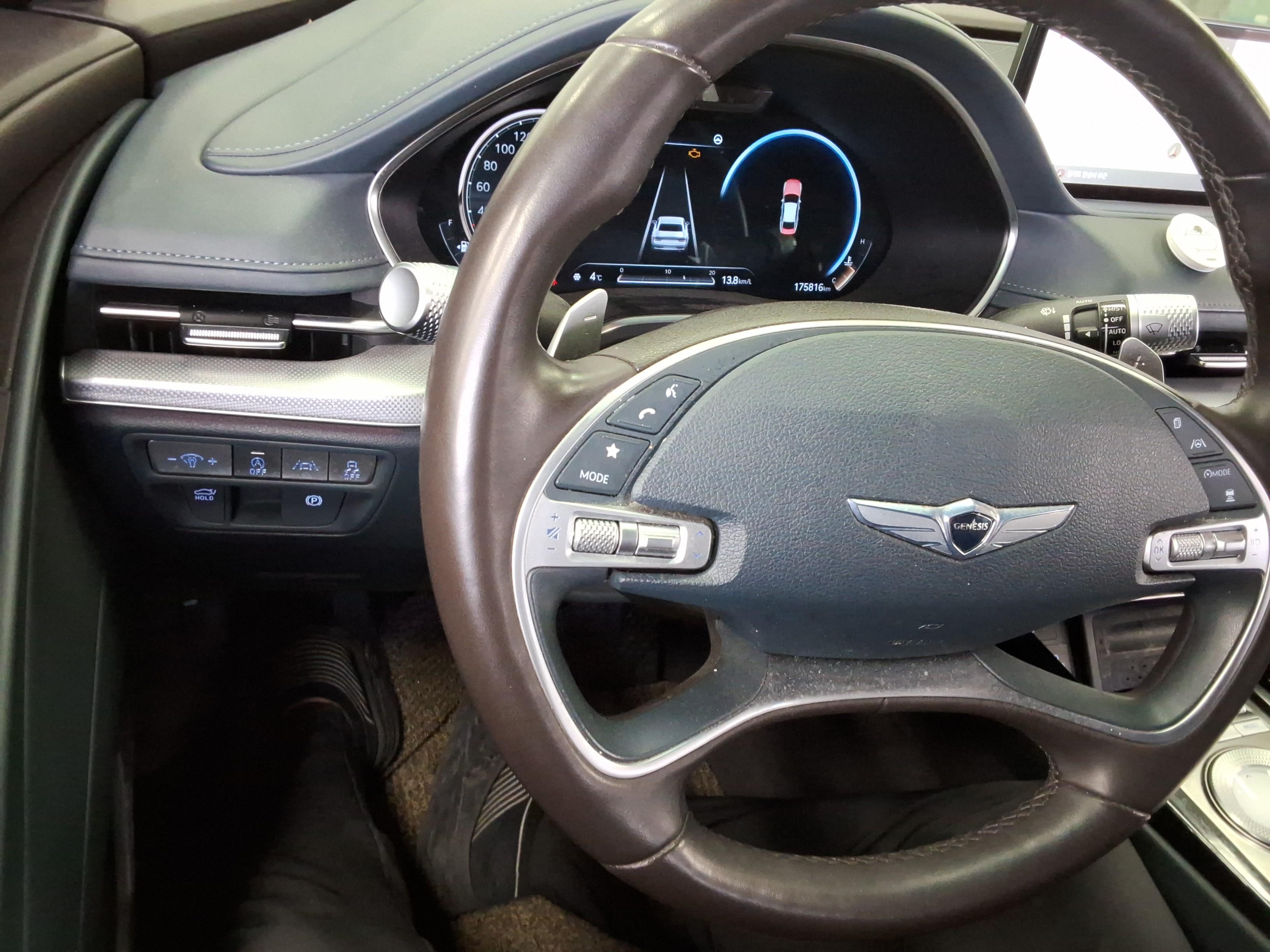 جينيسيس G80 2021 - صورة 17