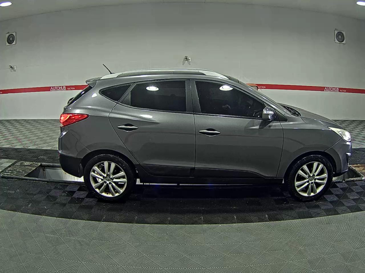 هيونداي توسان 2011 - صورة 3