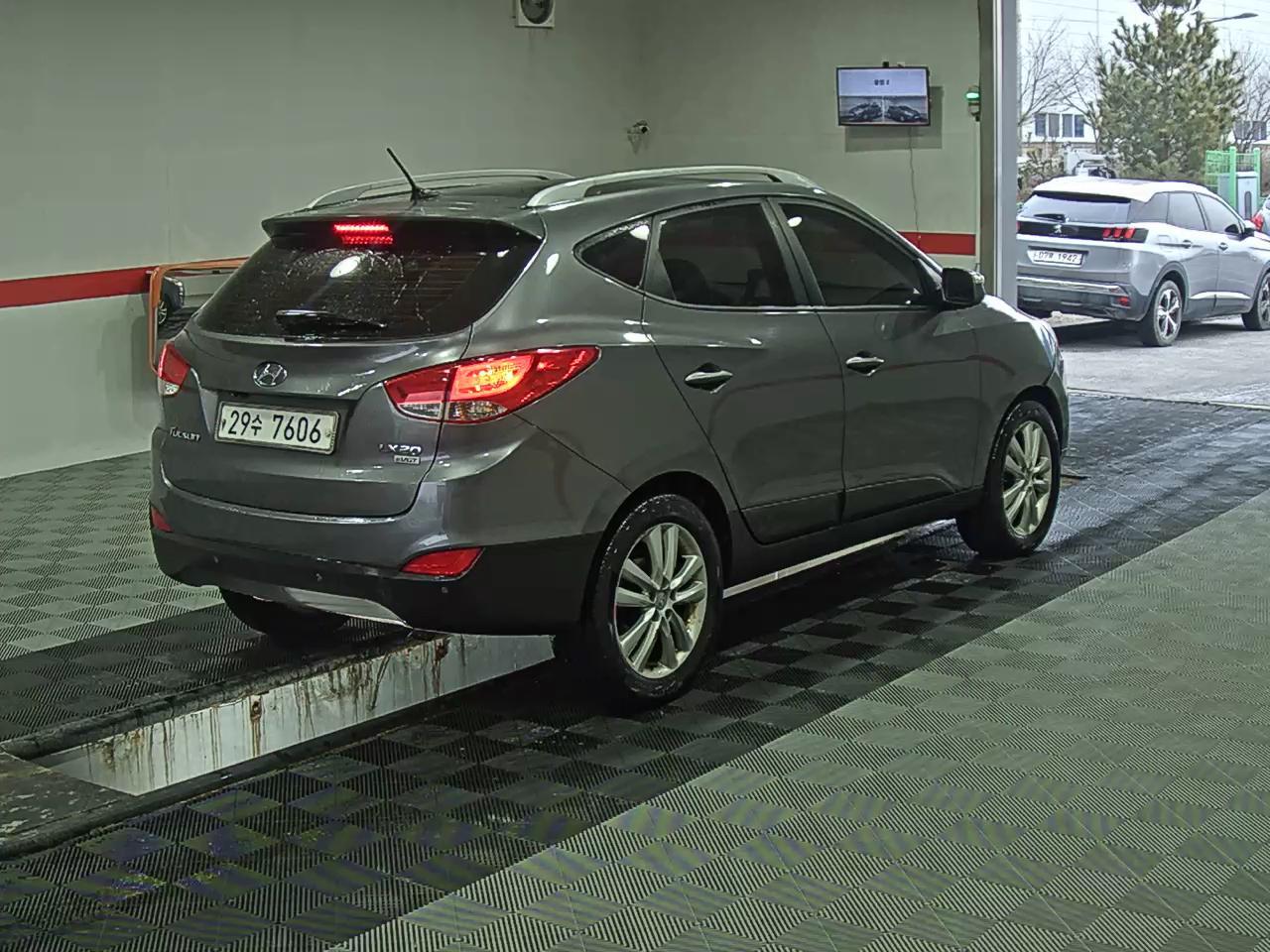 هيونداي توسان 2011 - صورة 4