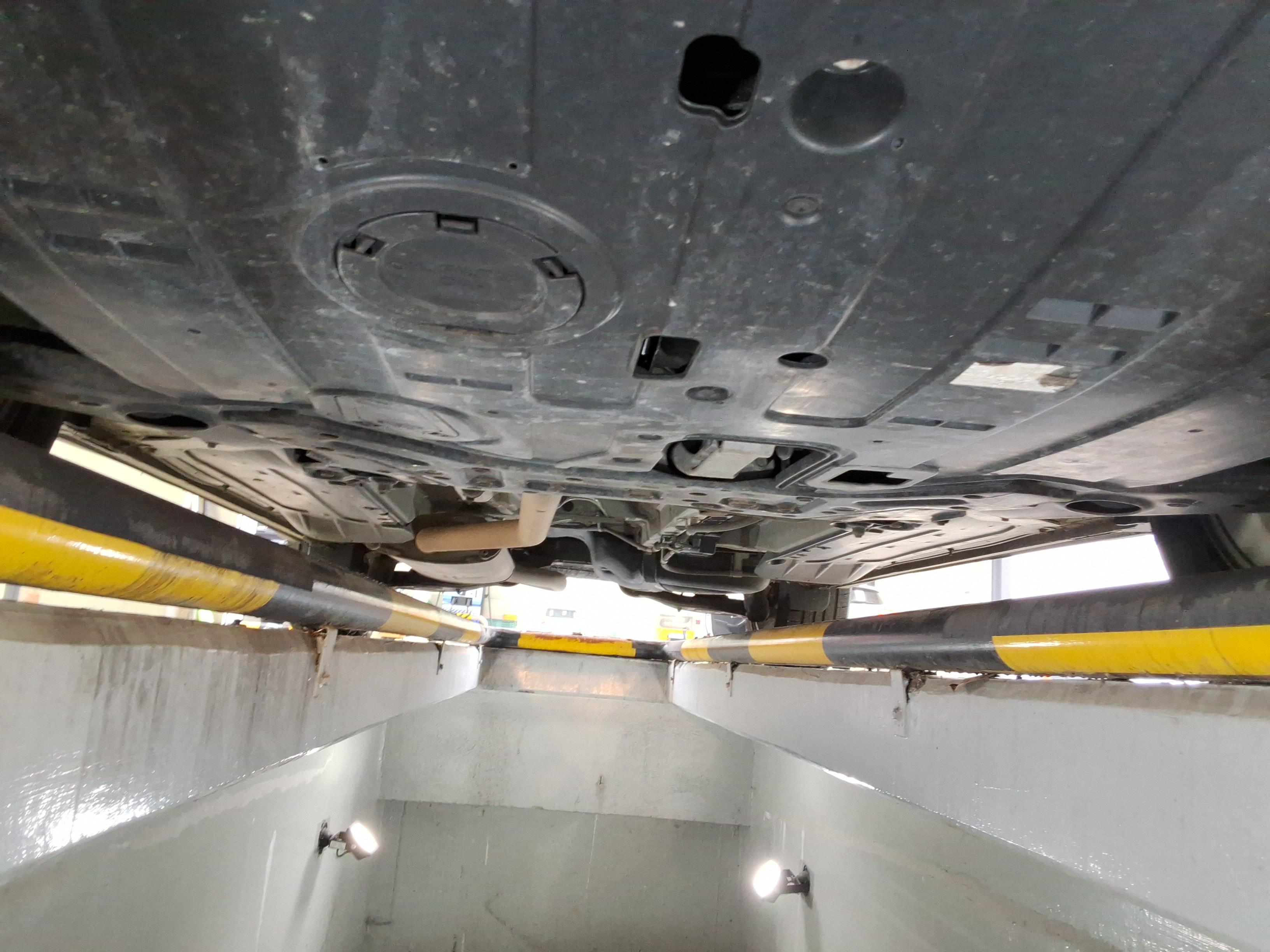 هيونداي سانتافي 2015 - صورة 8