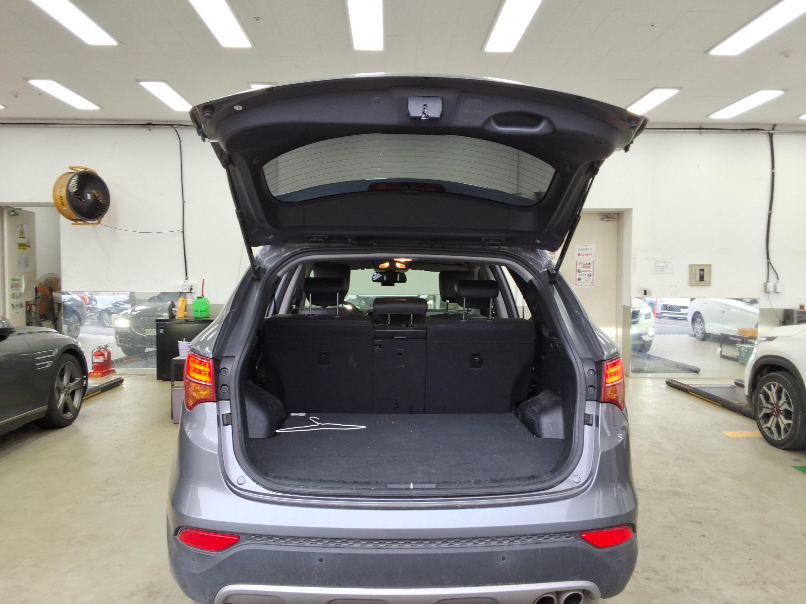 هيونداي سانتافي 2015 - صورة 15