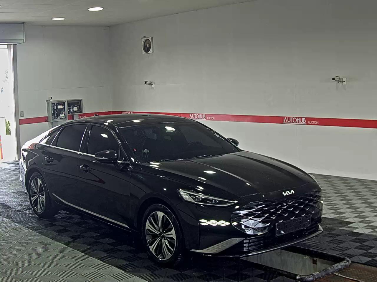 كيا K8 2022 - صورة 2
