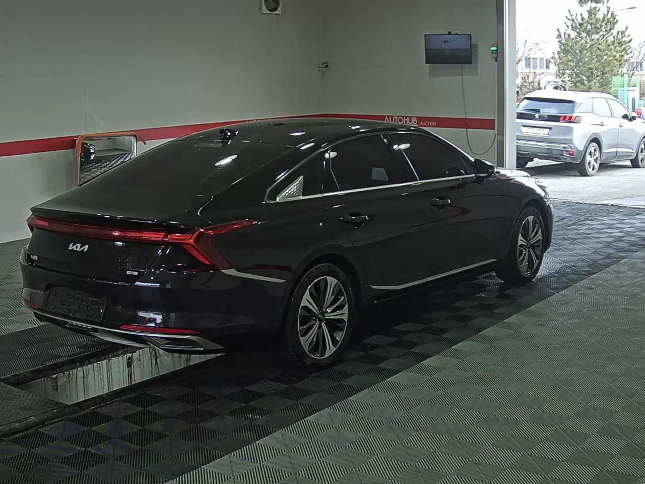 كيا K8 2022 - صورة 4