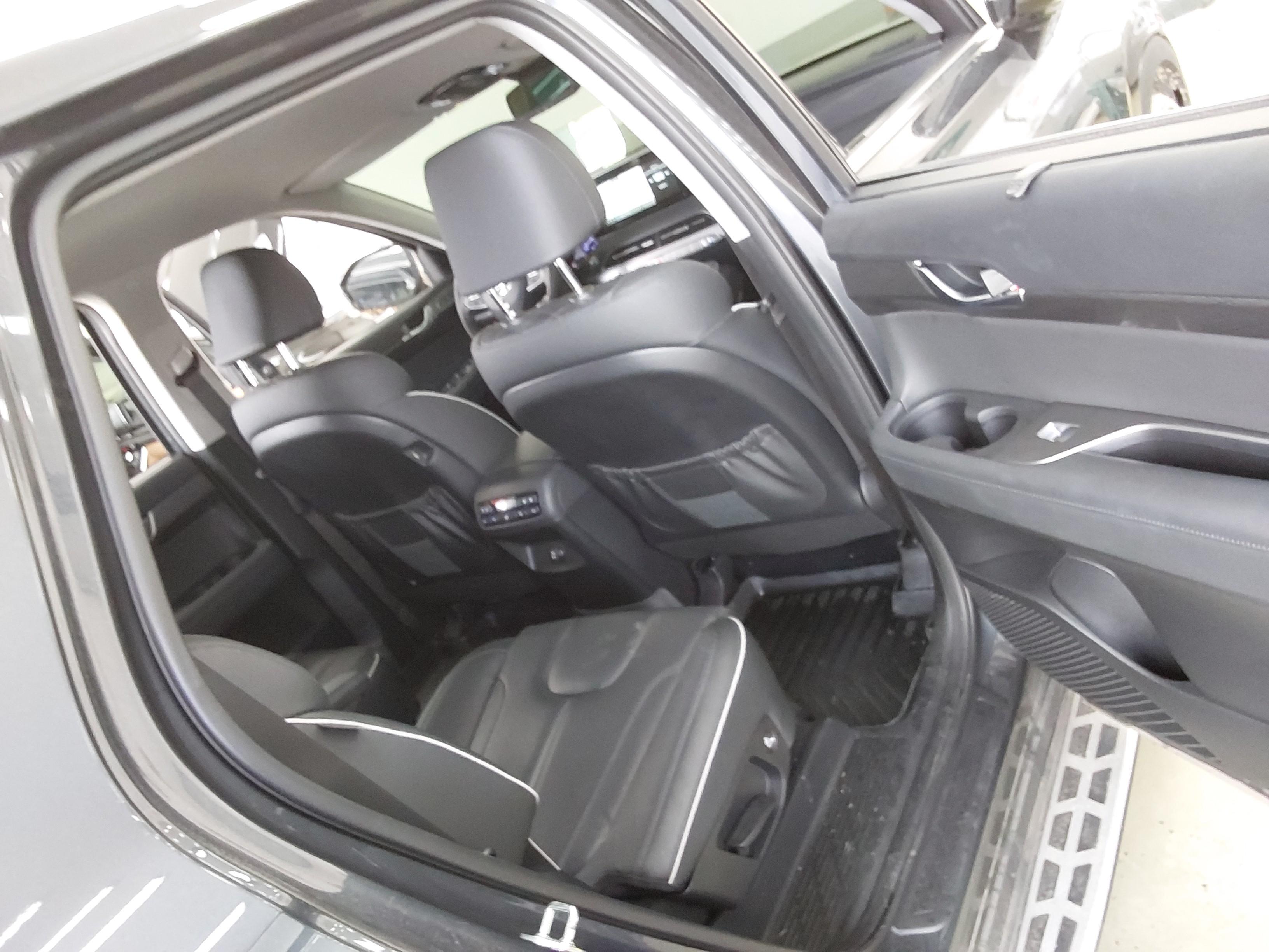 هيونداي باليسيد 2022 - صورة 15