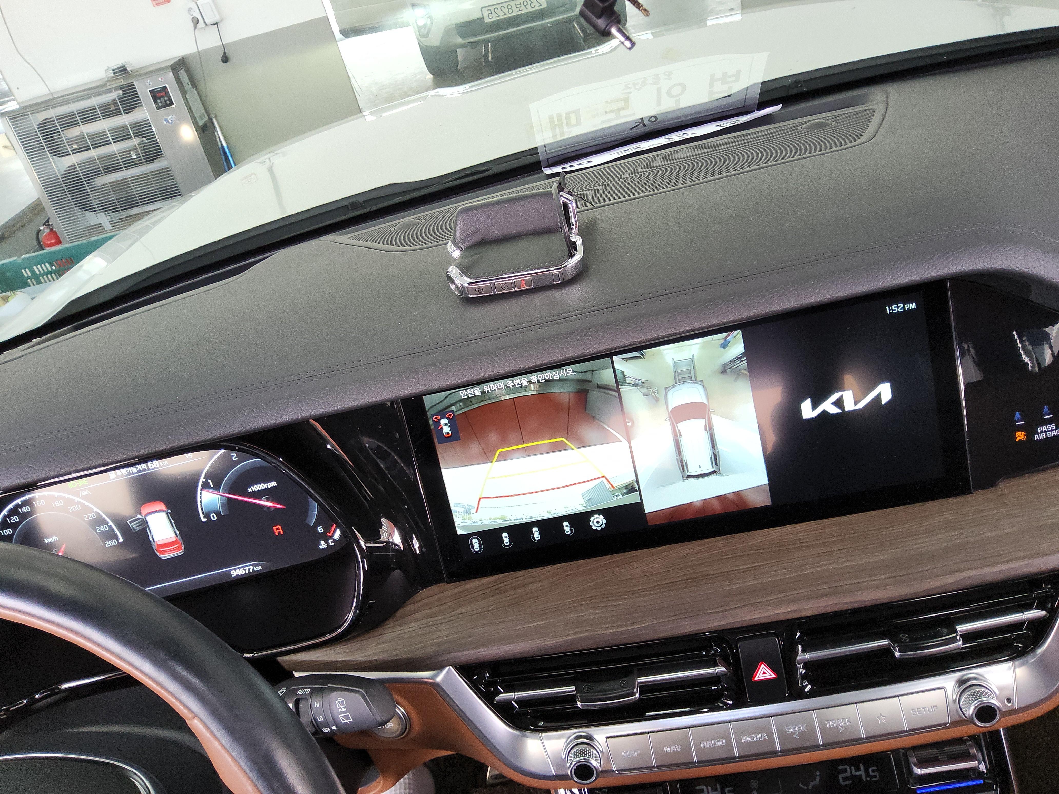 كيا موهافي 2023 - صورة 16