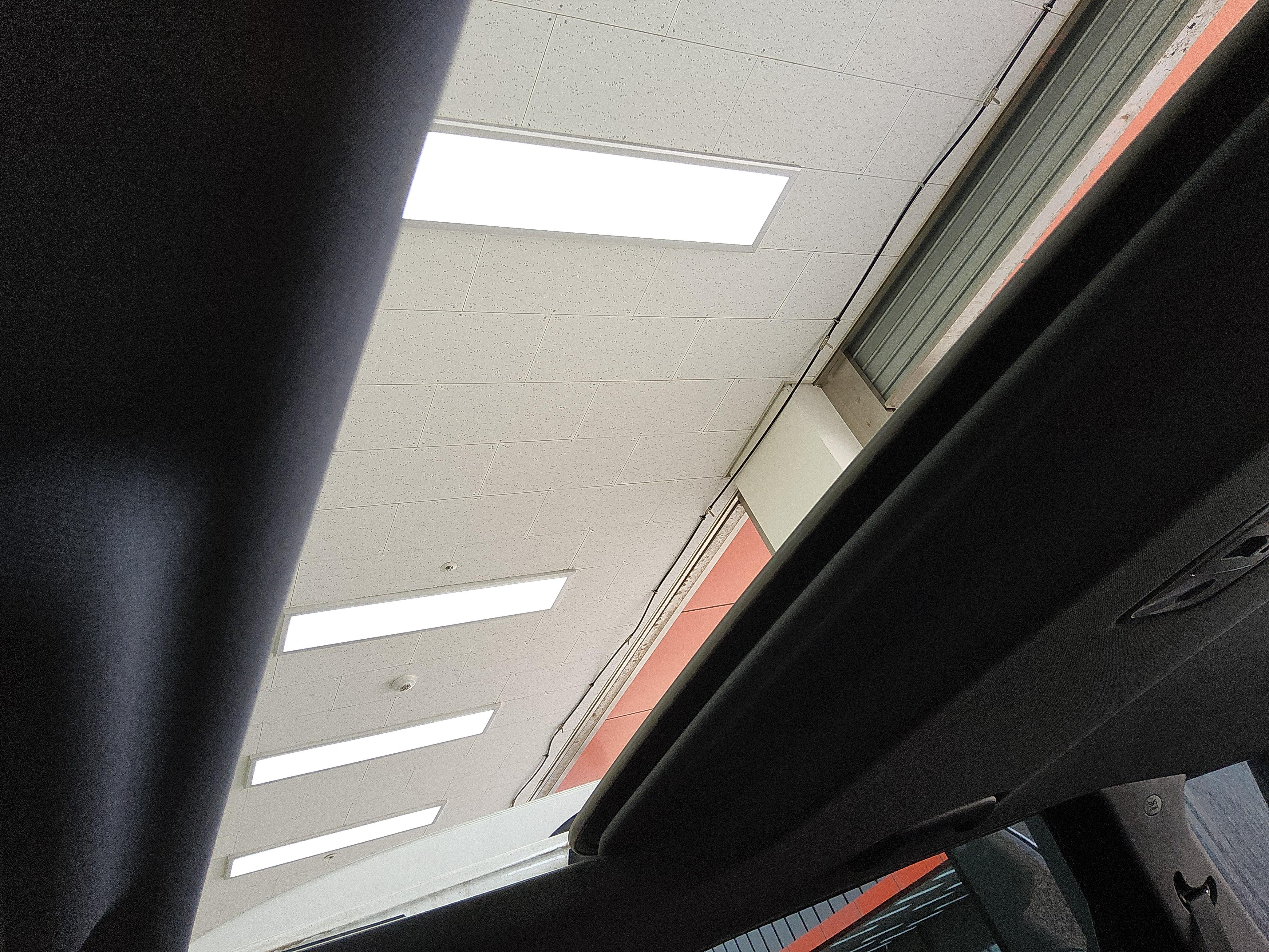 كيا موهافي 2023 - صورة 17