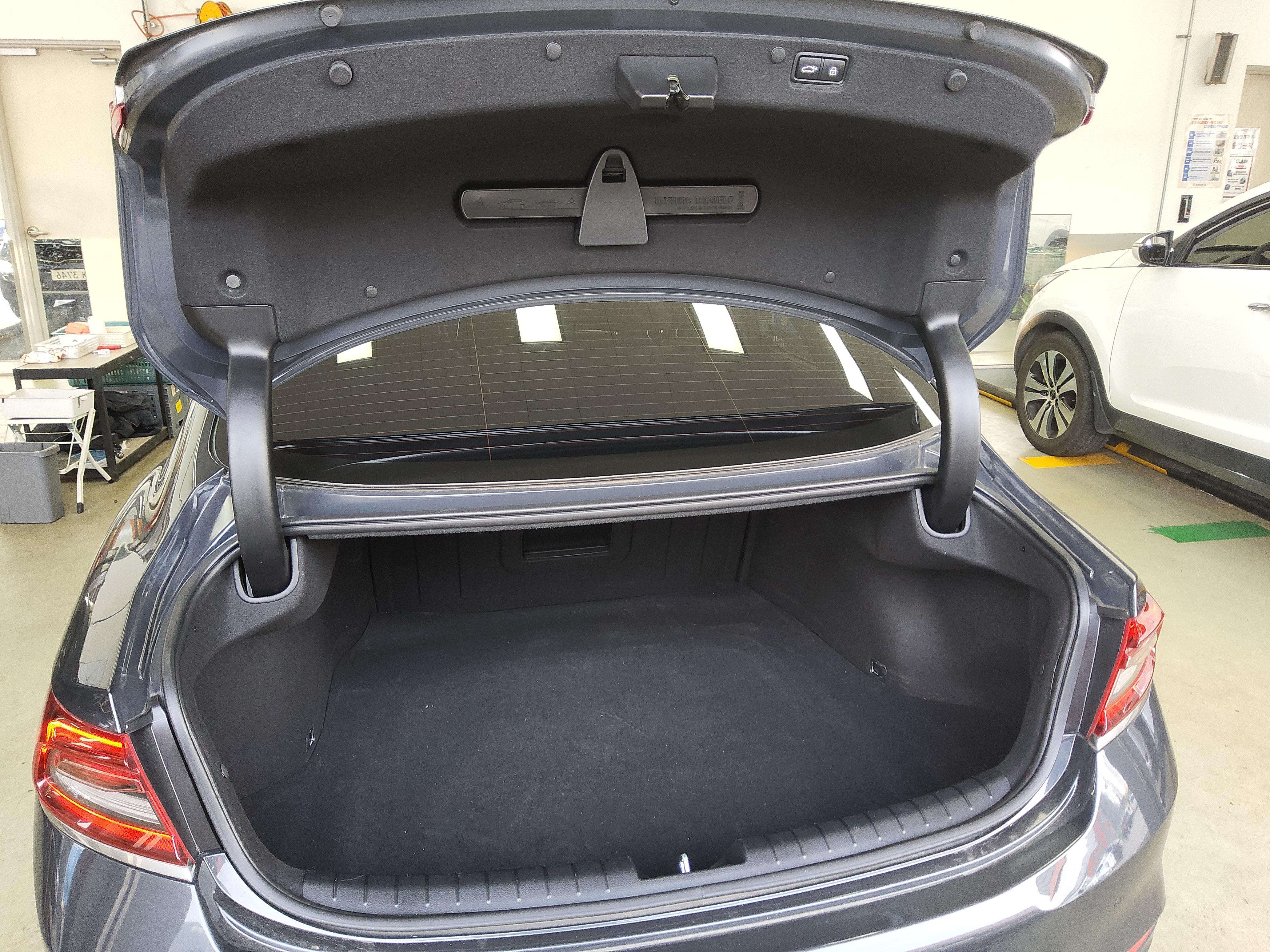 هيونداي جرانجر 2018 - صورة 14