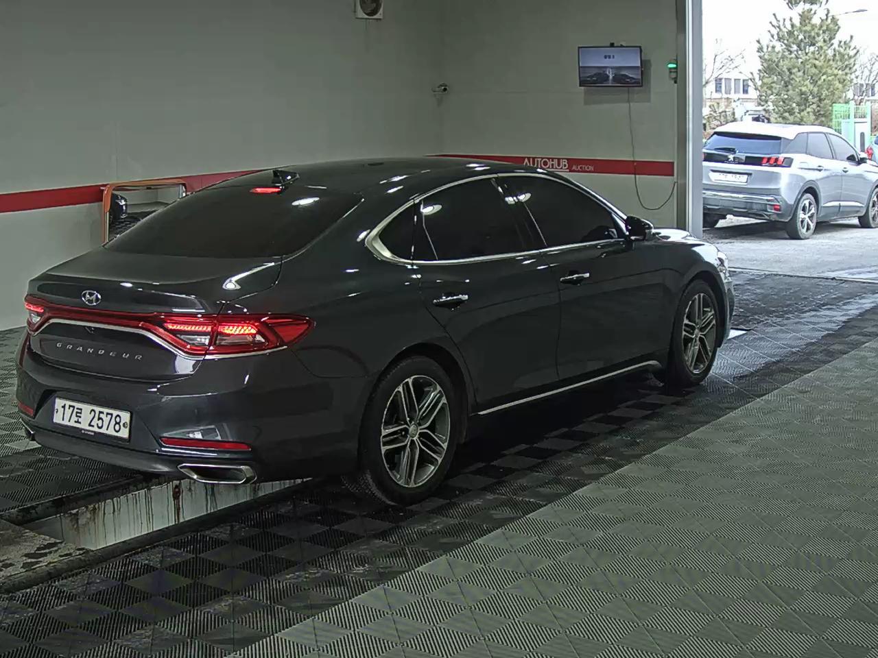 هيونداي جرانجر 2018 - صورة 4