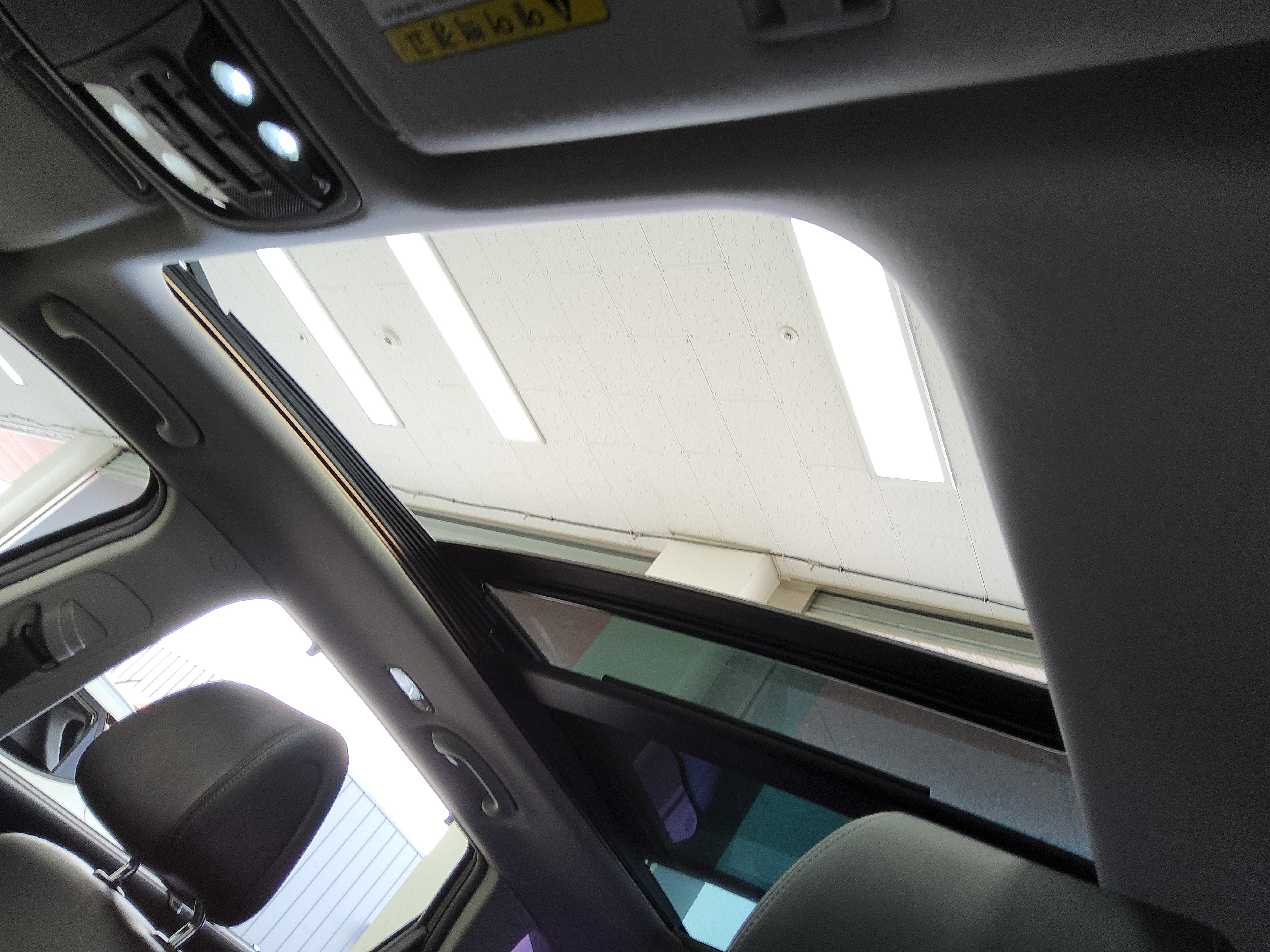 كيا سورينتو 2015 - صورة 20