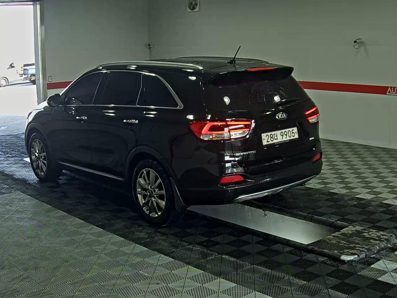 كيا سورينتو 2015 - صورة 5
