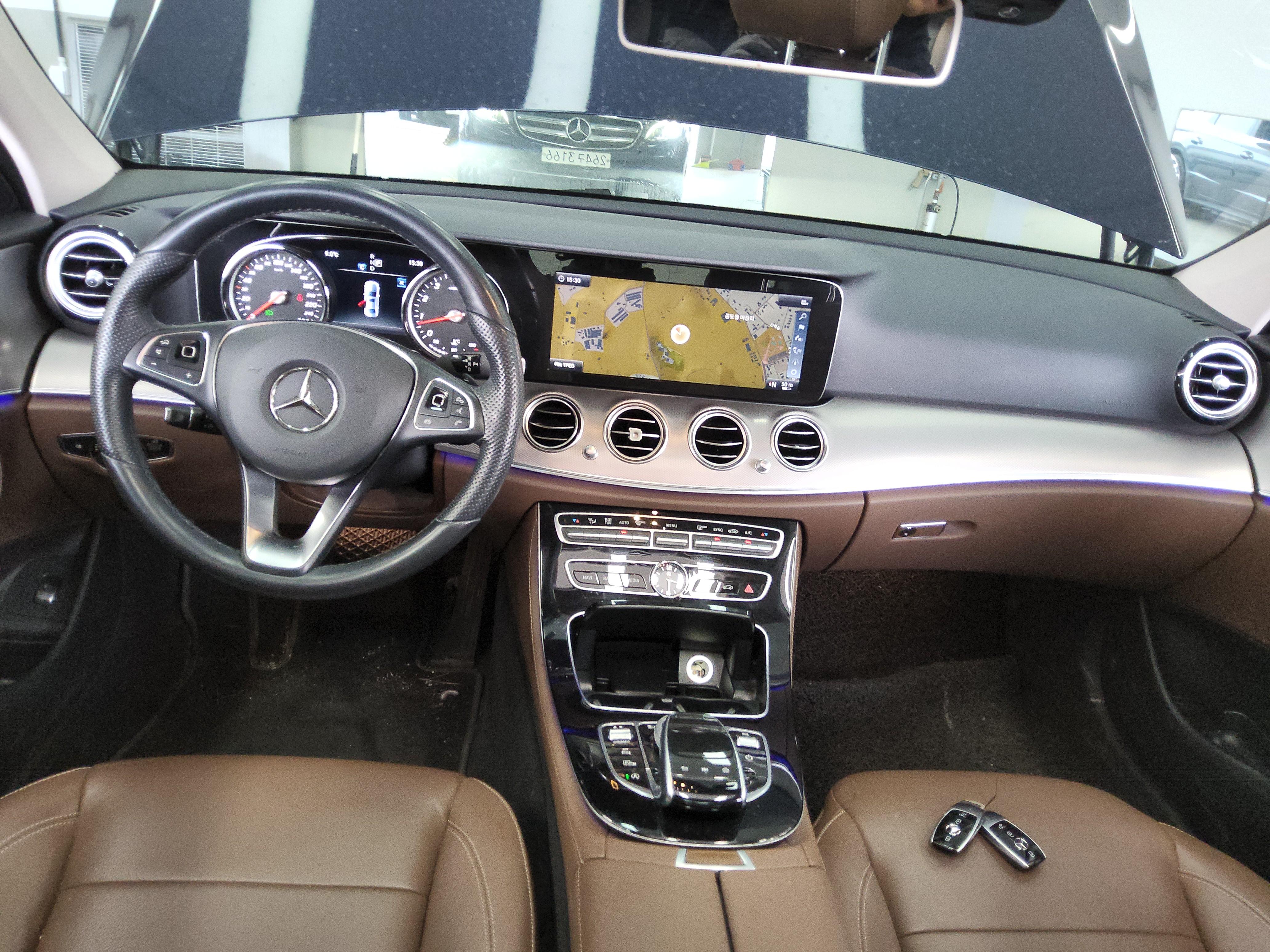 مرسيدس بنز إي كلاس 2018 - صورة 11