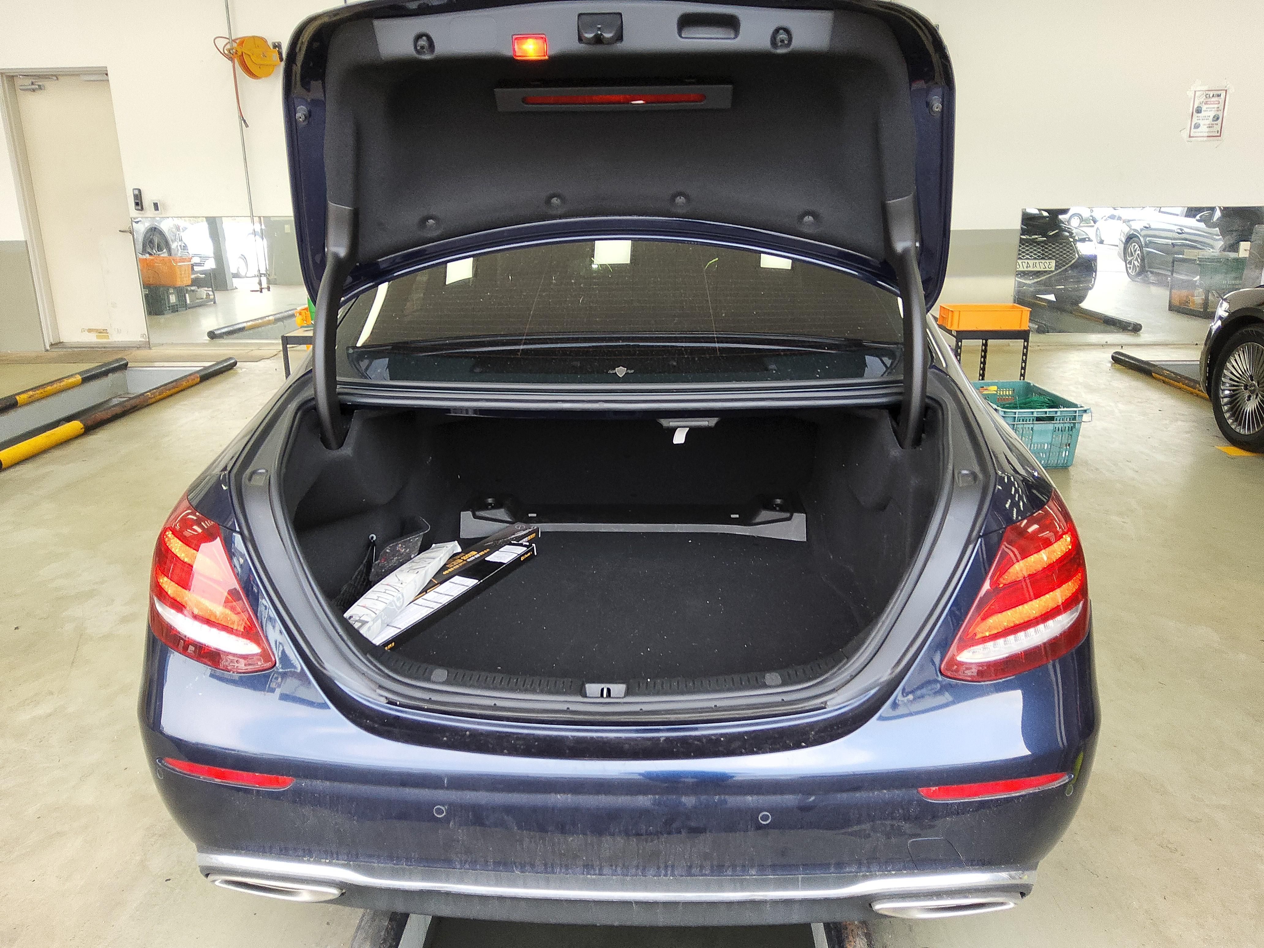 مرسيدس بنز إي كلاس 2018 - صورة 15