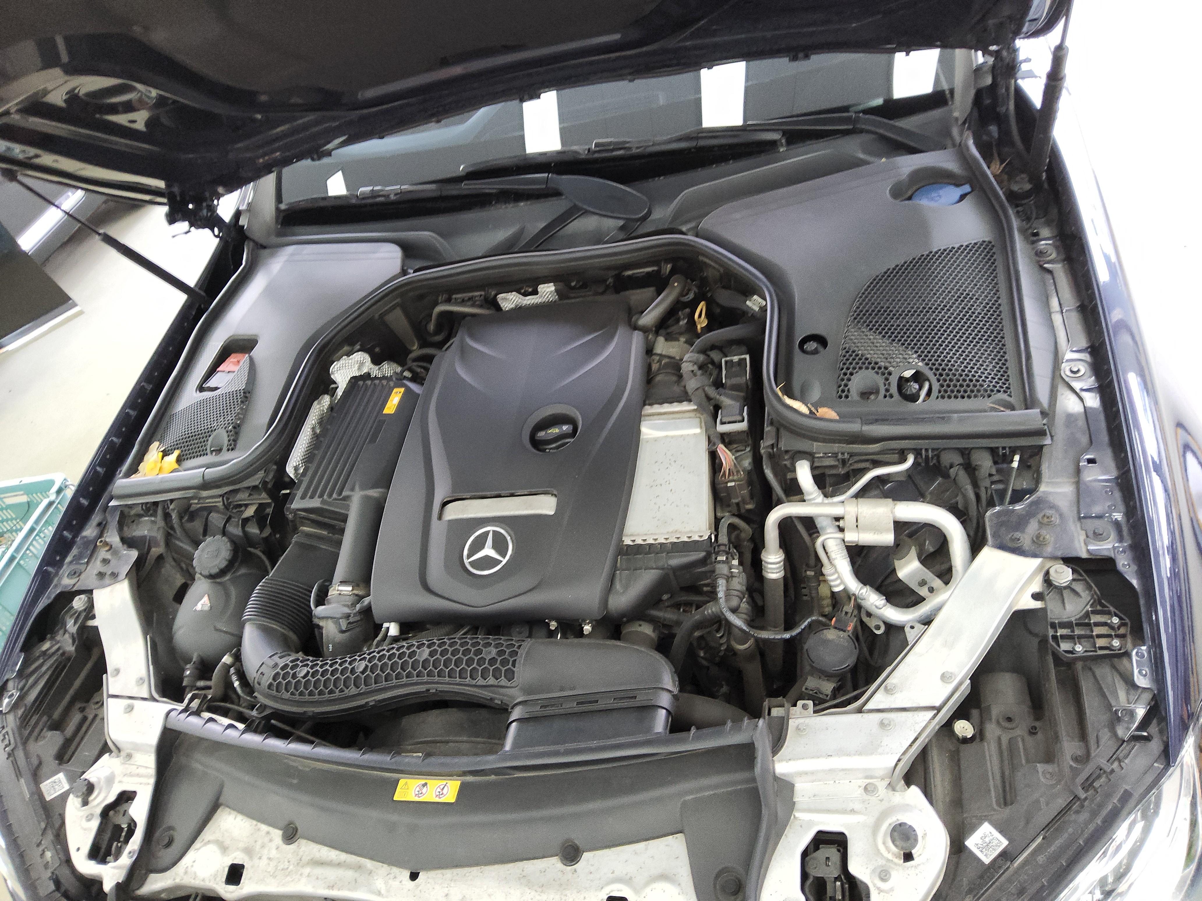 مرسيدس بنز إي كلاس 2018 - صورة 19