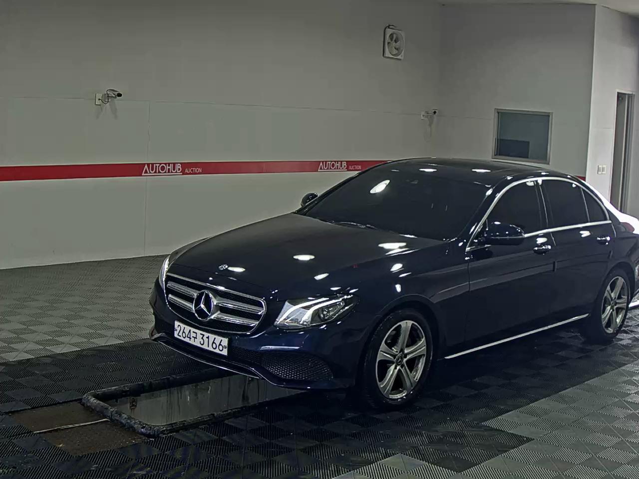 مرسيدس بنز إي كلاس