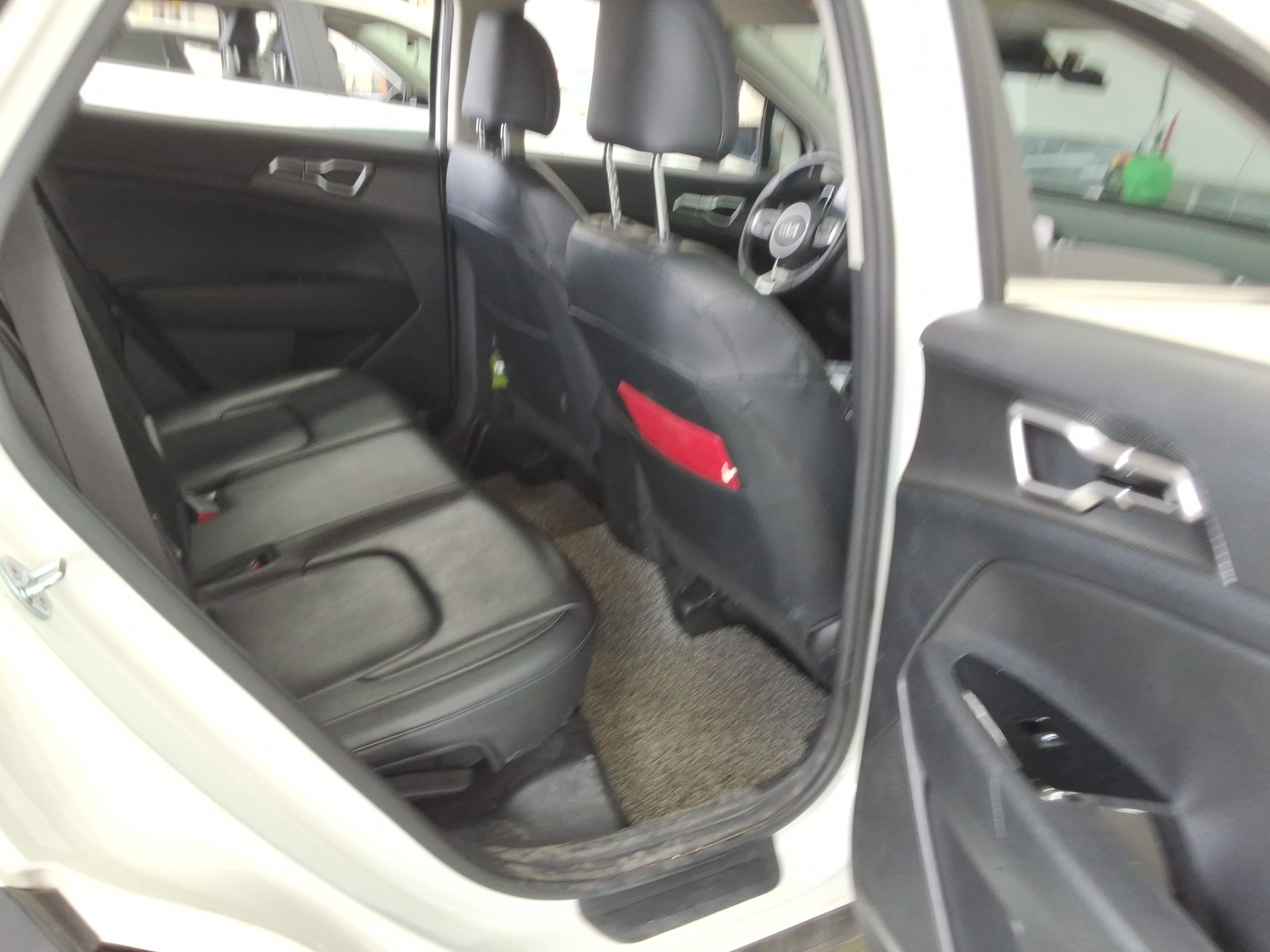 كيا سبورتاج 2022 - صورة 13