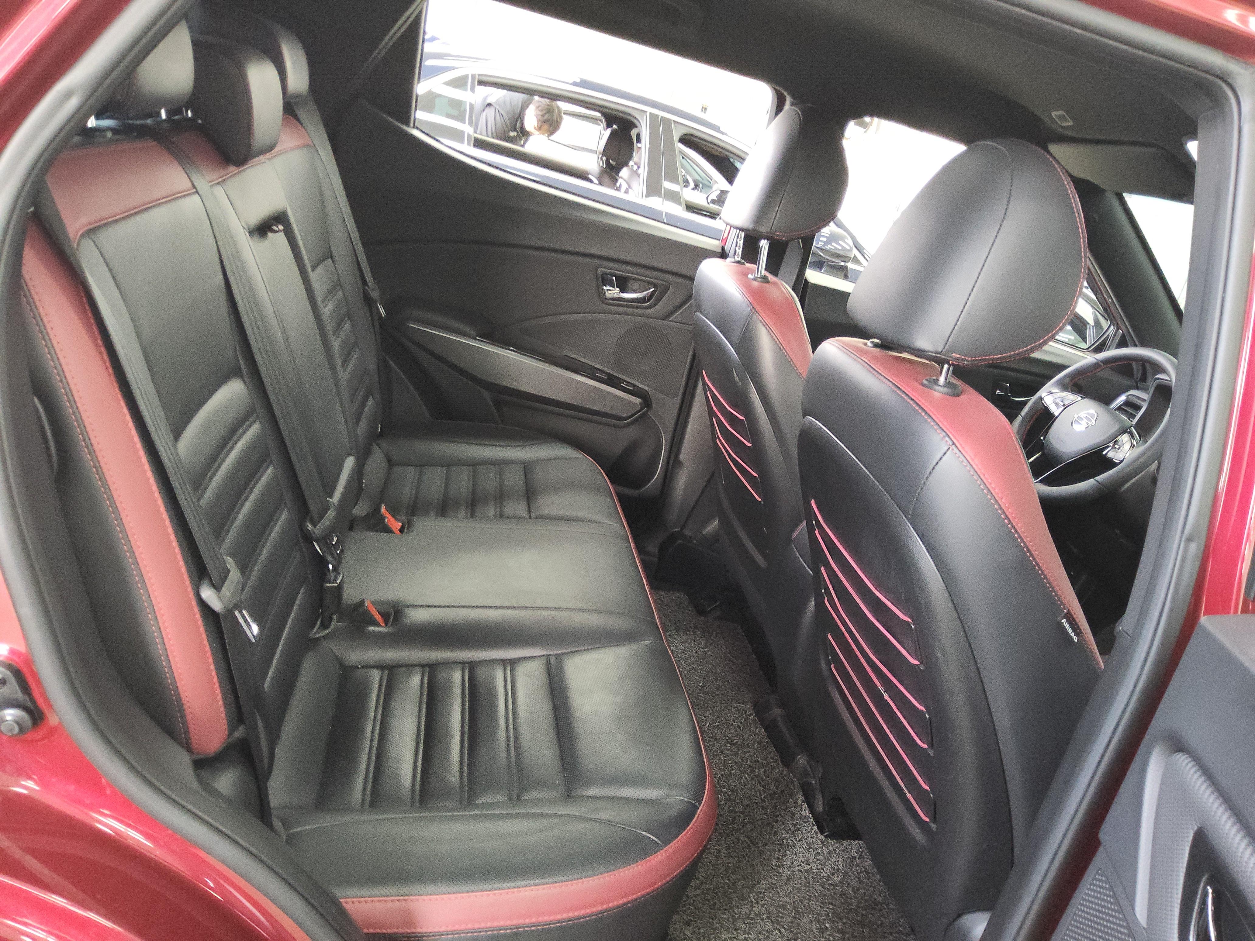 쌍용자동차 티볼리 2023 - 이미지 13