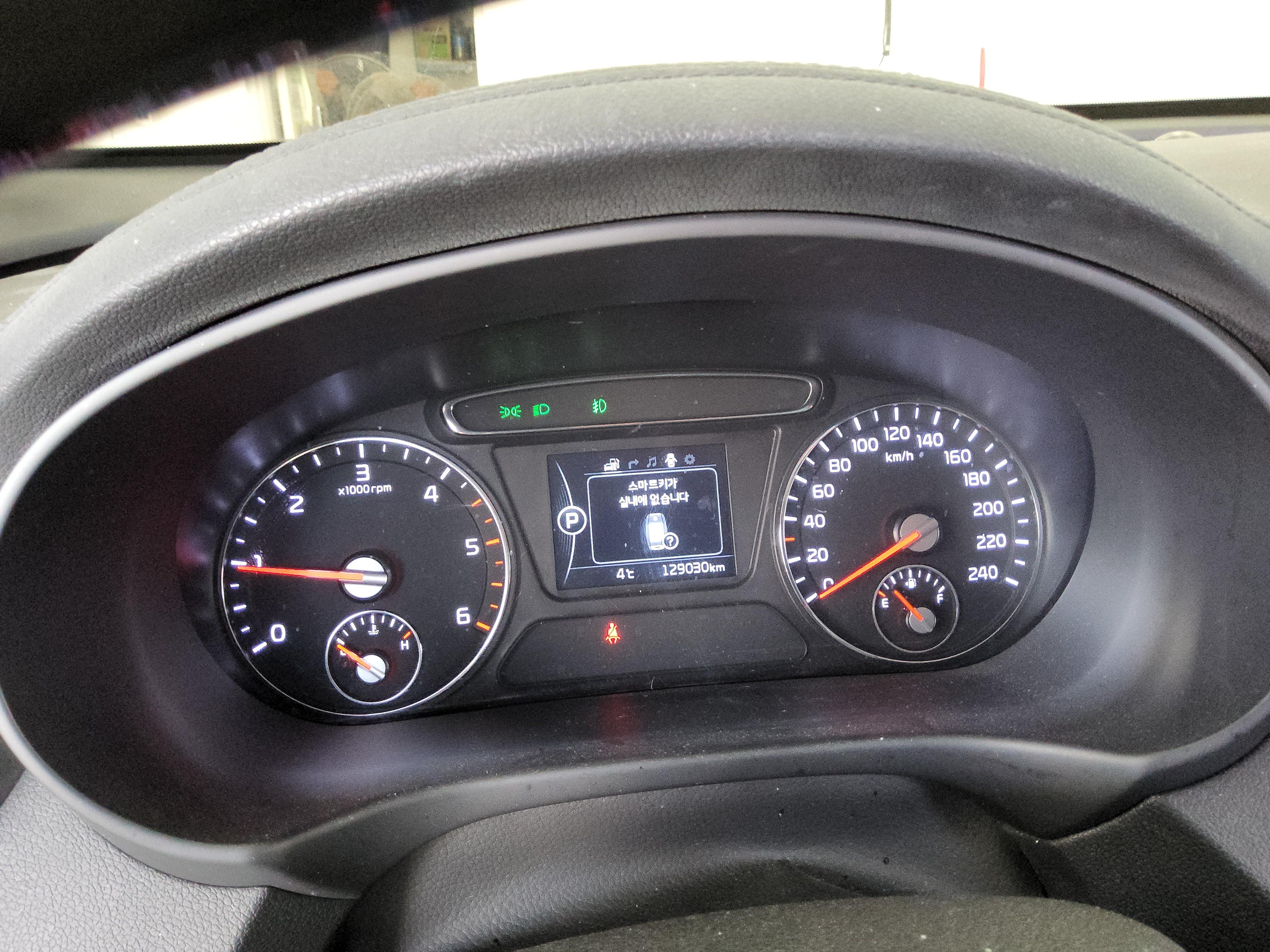 كيا سورينتو 2017 - صورة 8