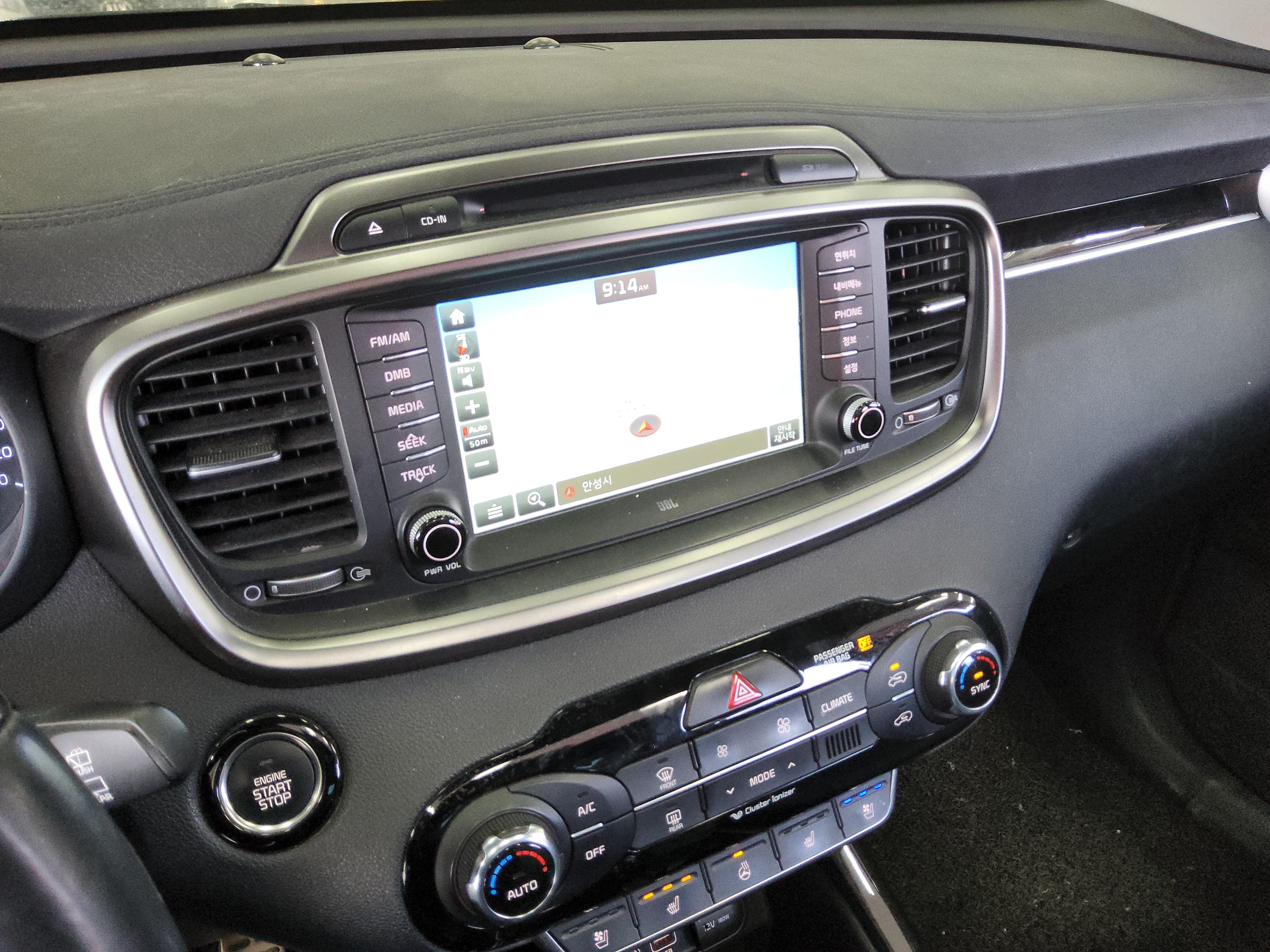 كيا سورينتو 2017 - صورة 17