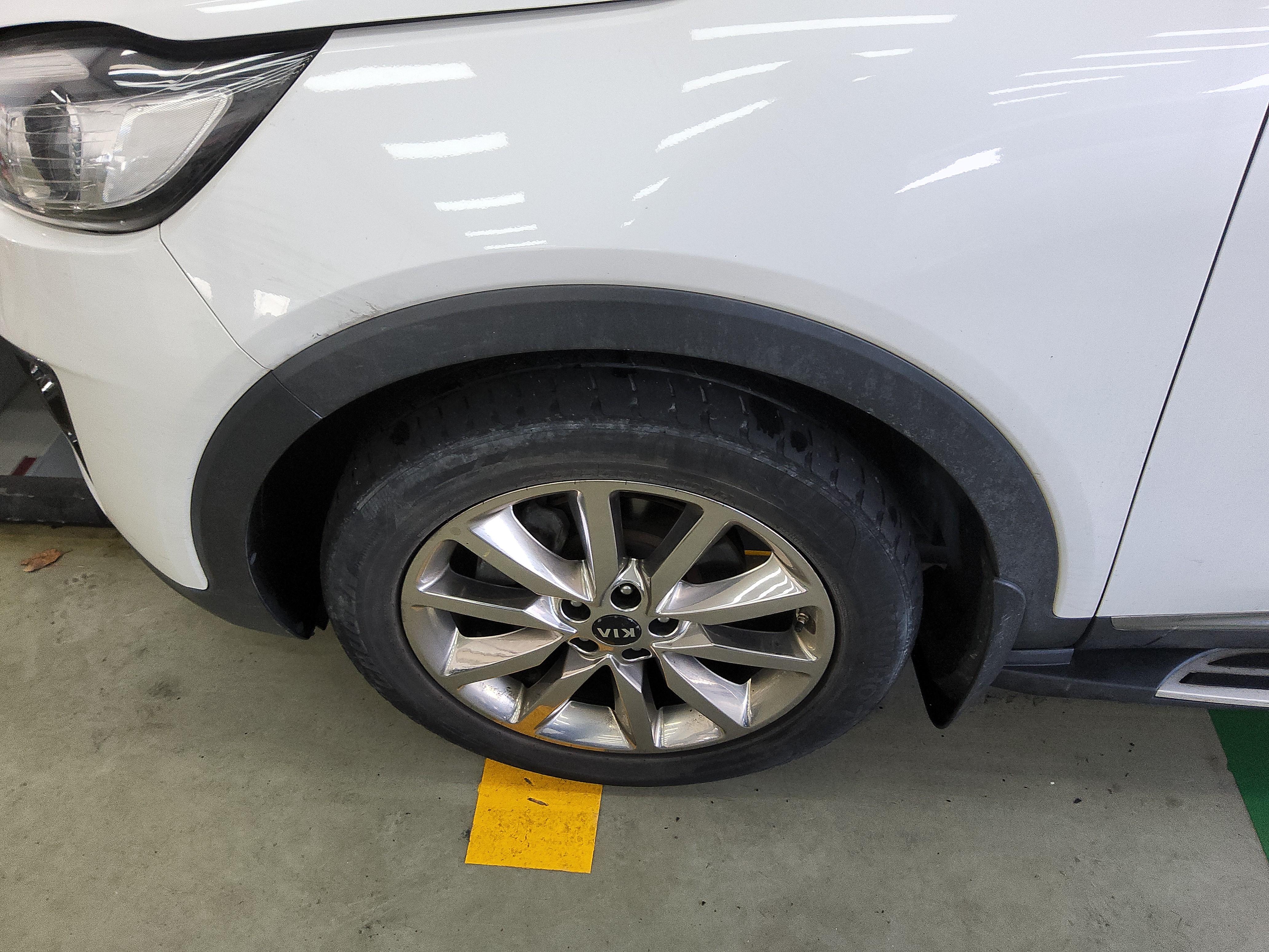 كيا سورينتو 2017 - صورة 20