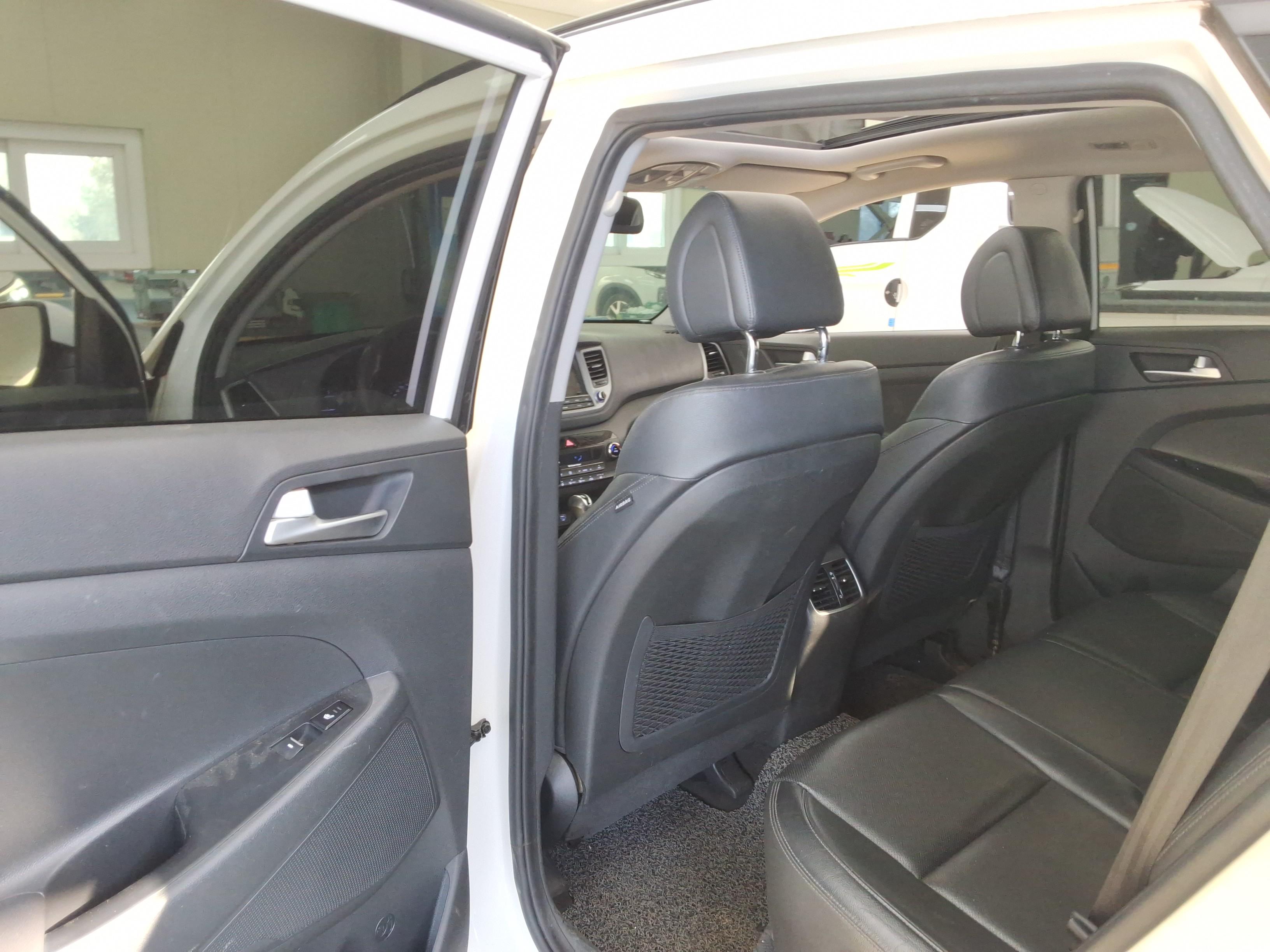 Hyundai Tucson 2016 - Image 11