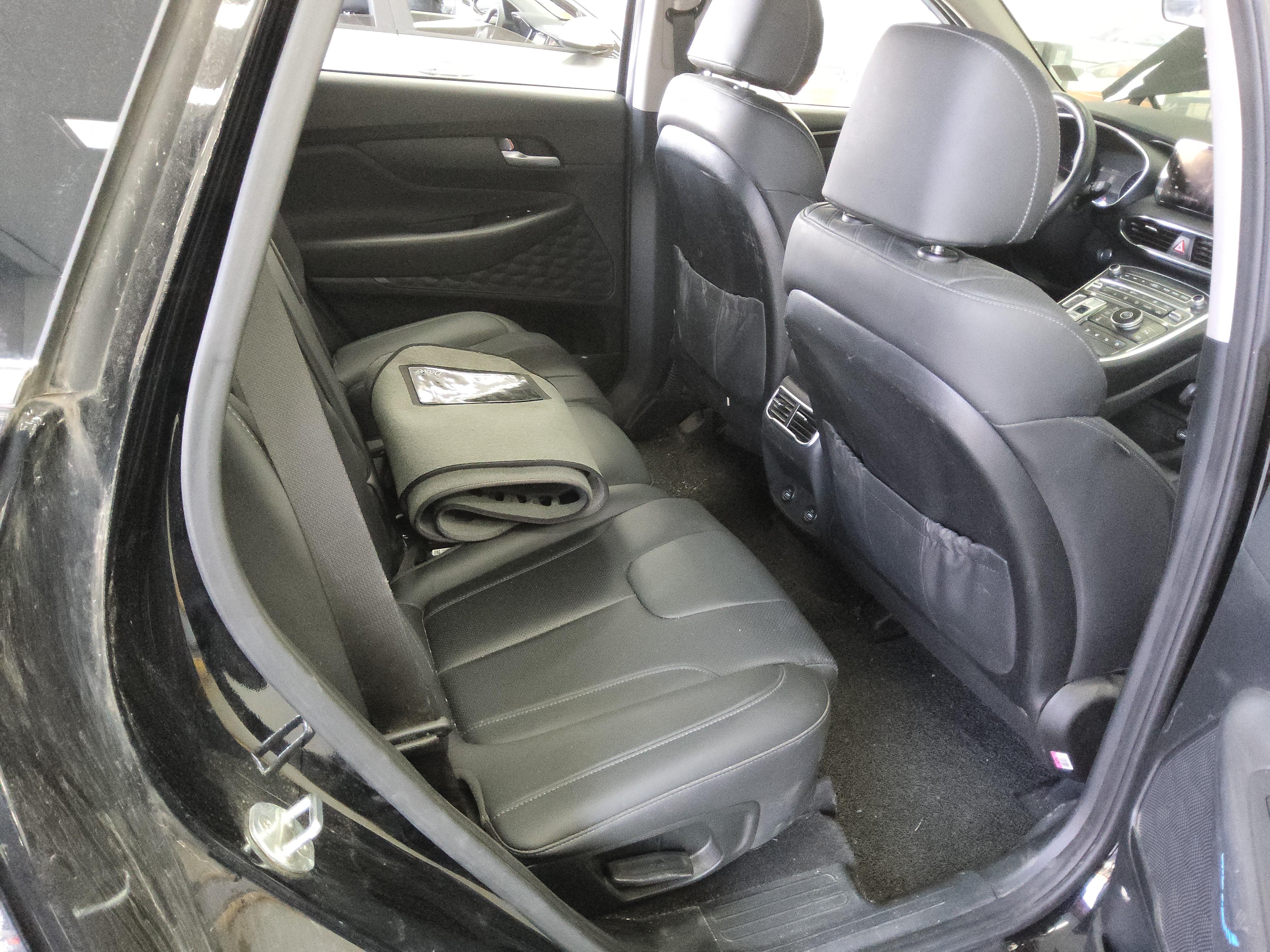 هيونداي - SANTA FE - Image 12