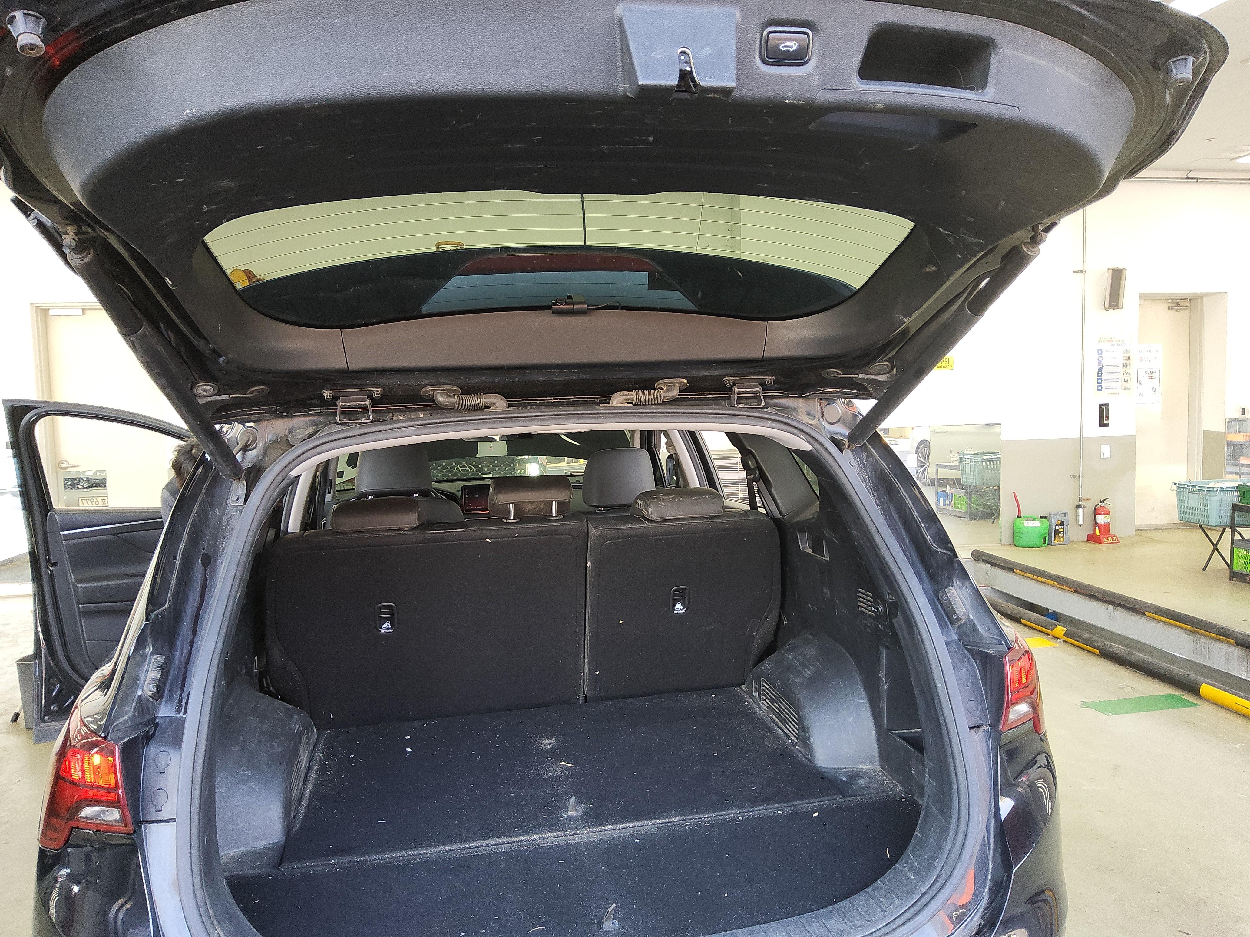 هيونداي - SANTA FE - Image 14